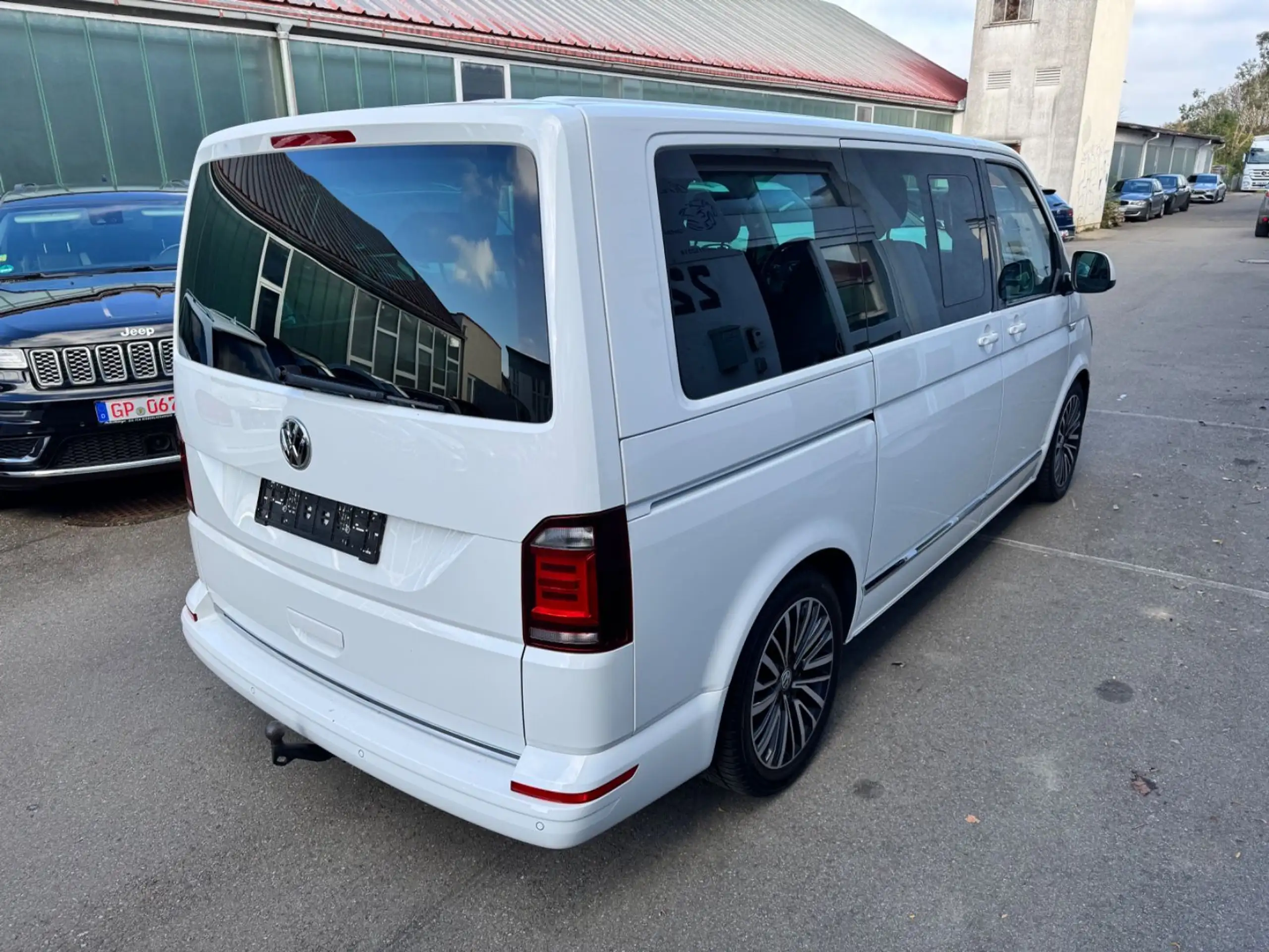 Volkswagen - T6 Multivan