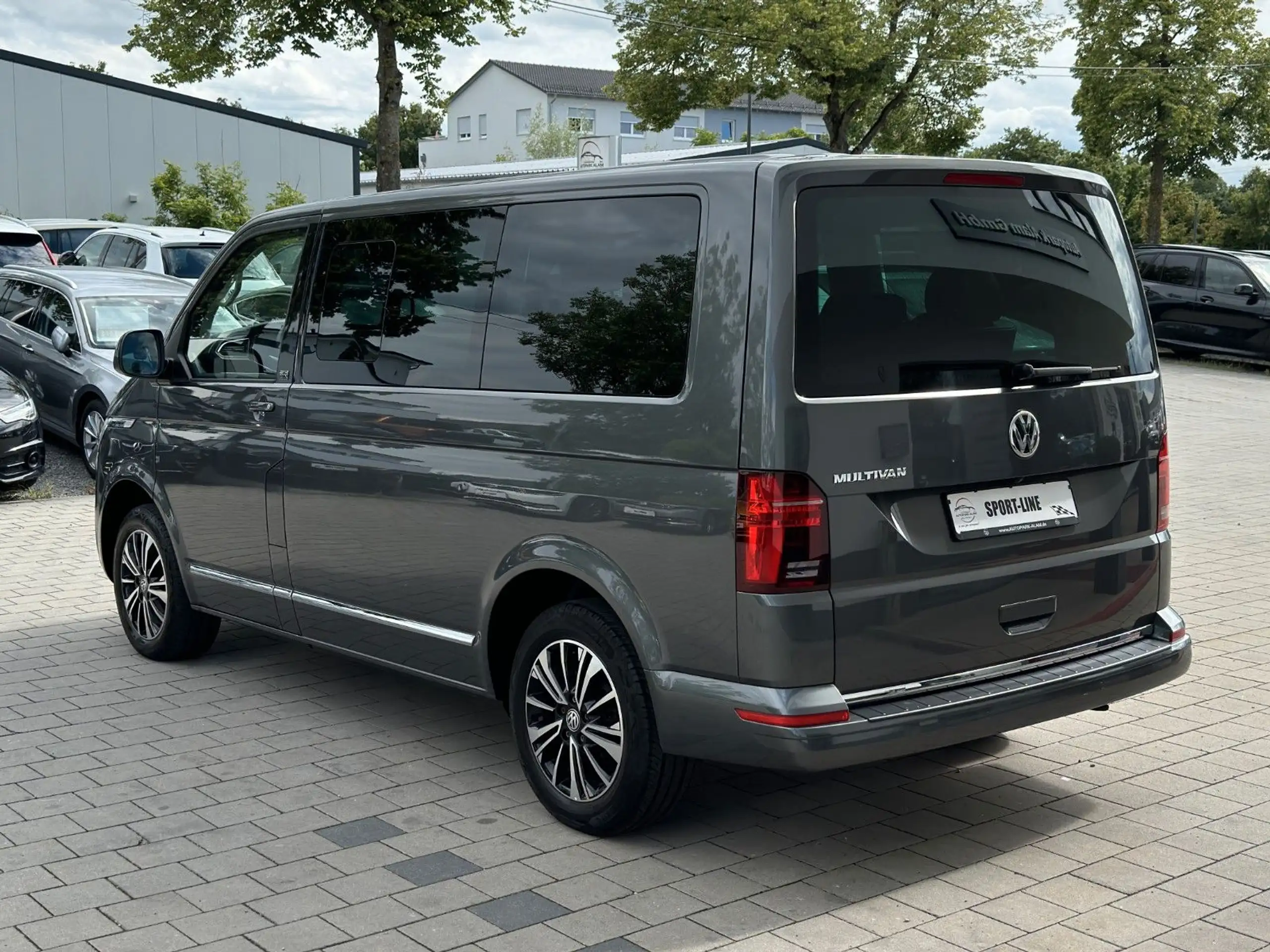 Volkswagen - T6 Multivan