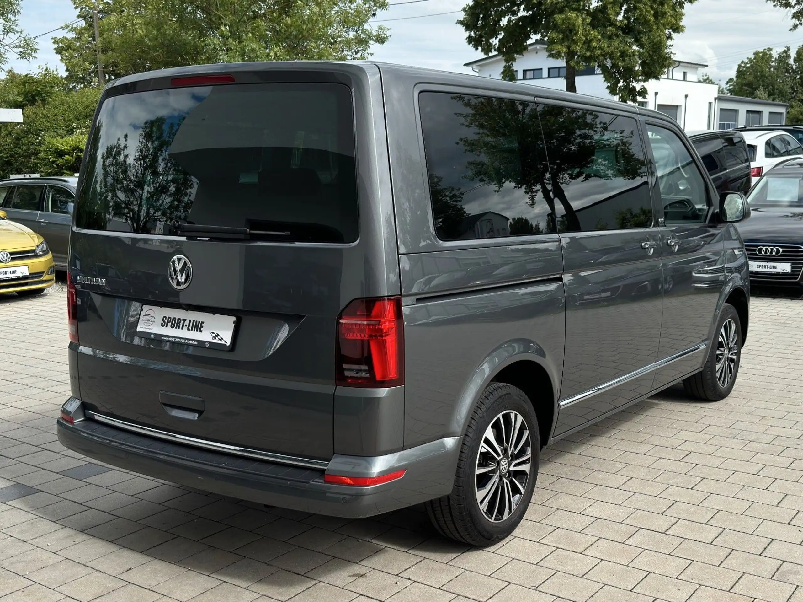 Volkswagen - T6 Multivan