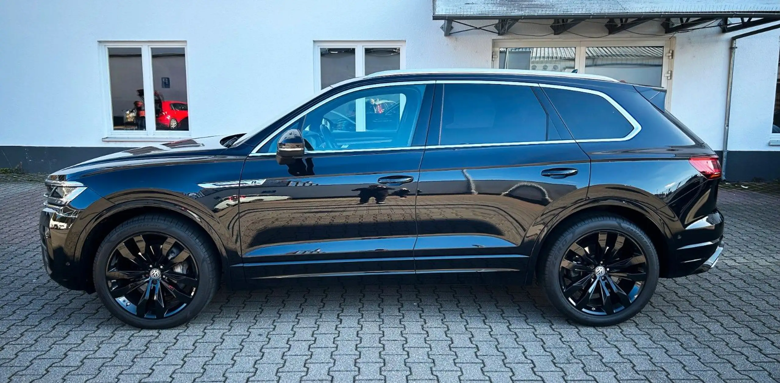 Volkswagen - Touareg