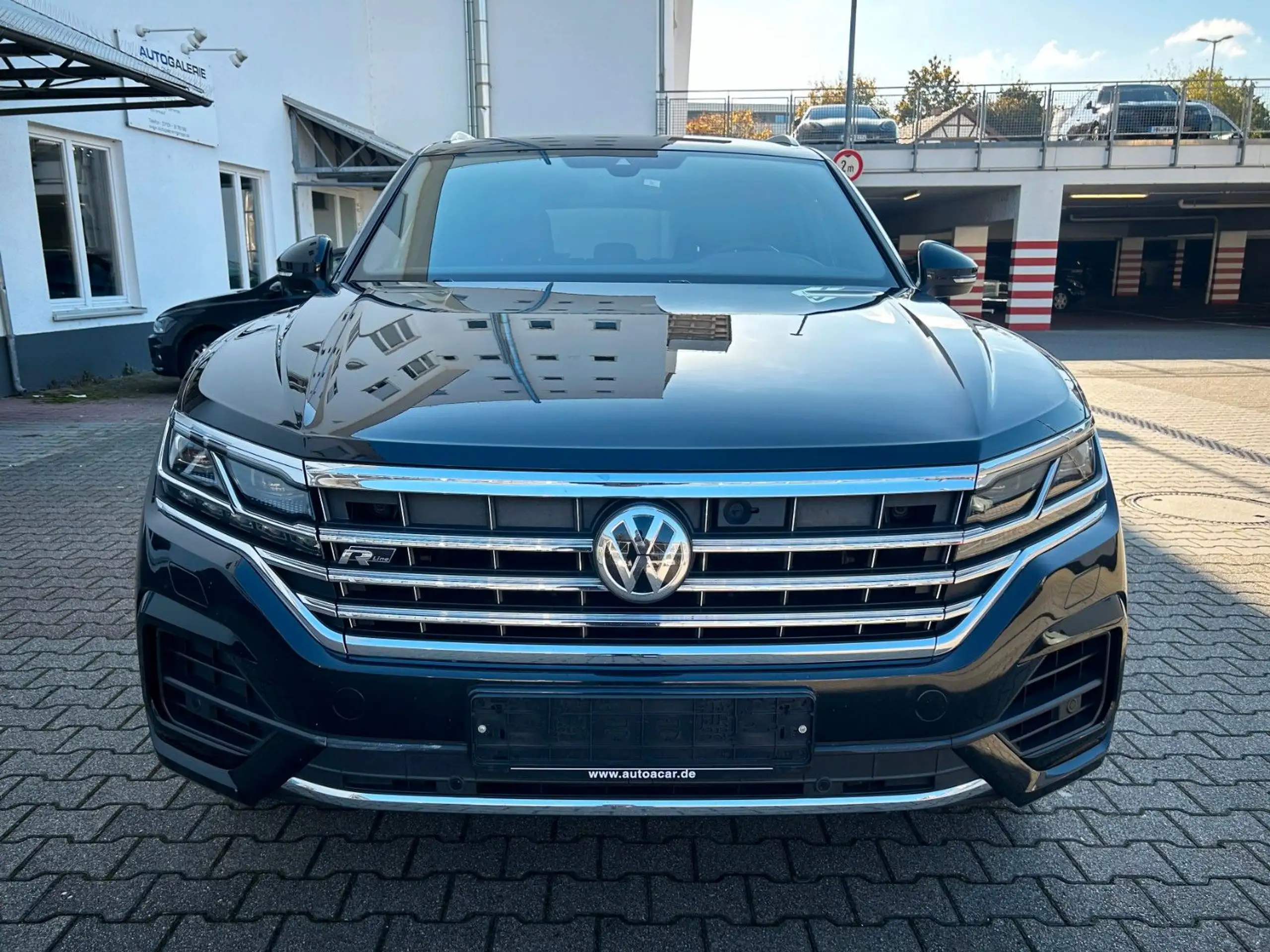 Volkswagen - Touareg