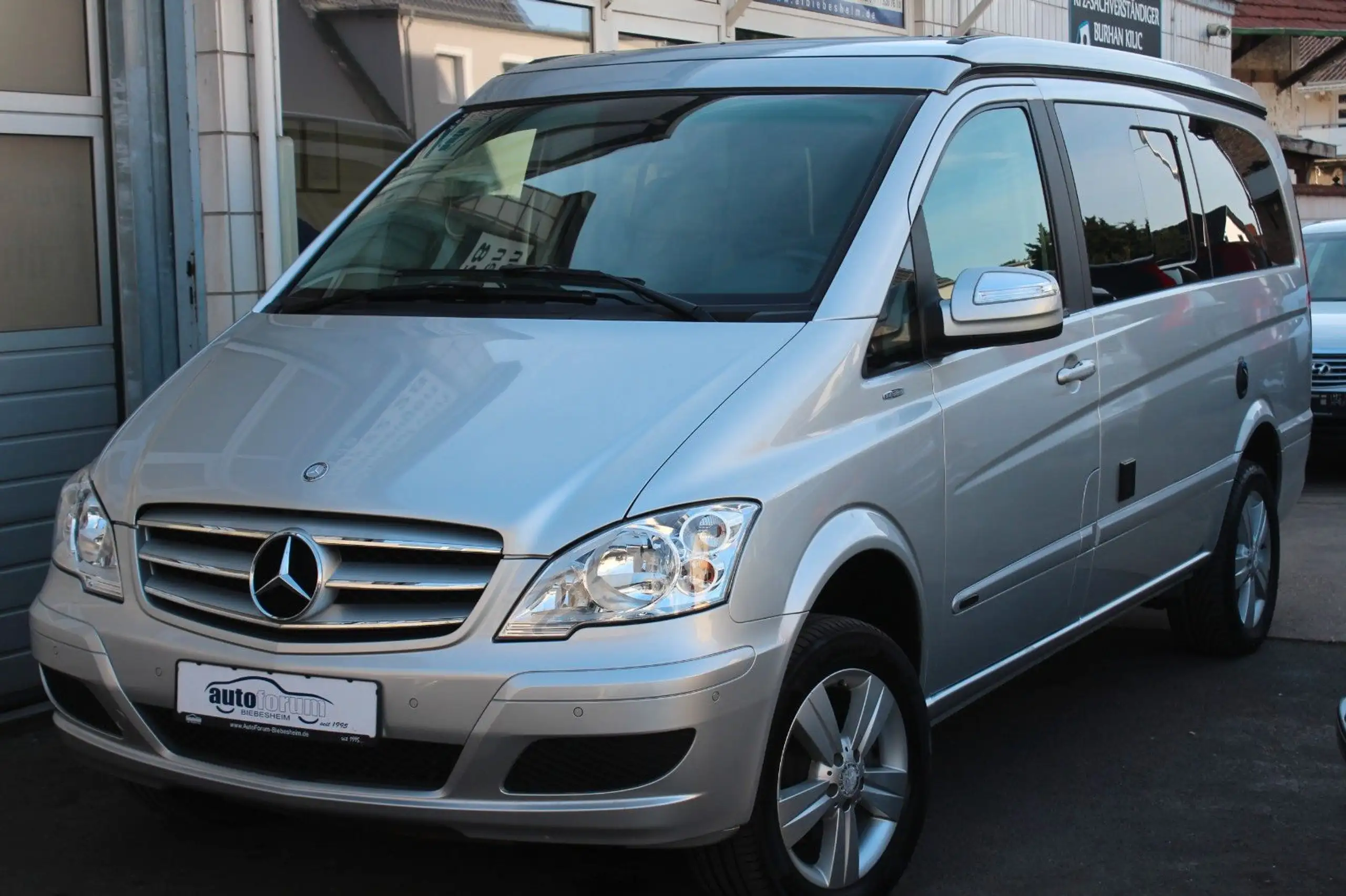 Mercedes-Benz - Viano