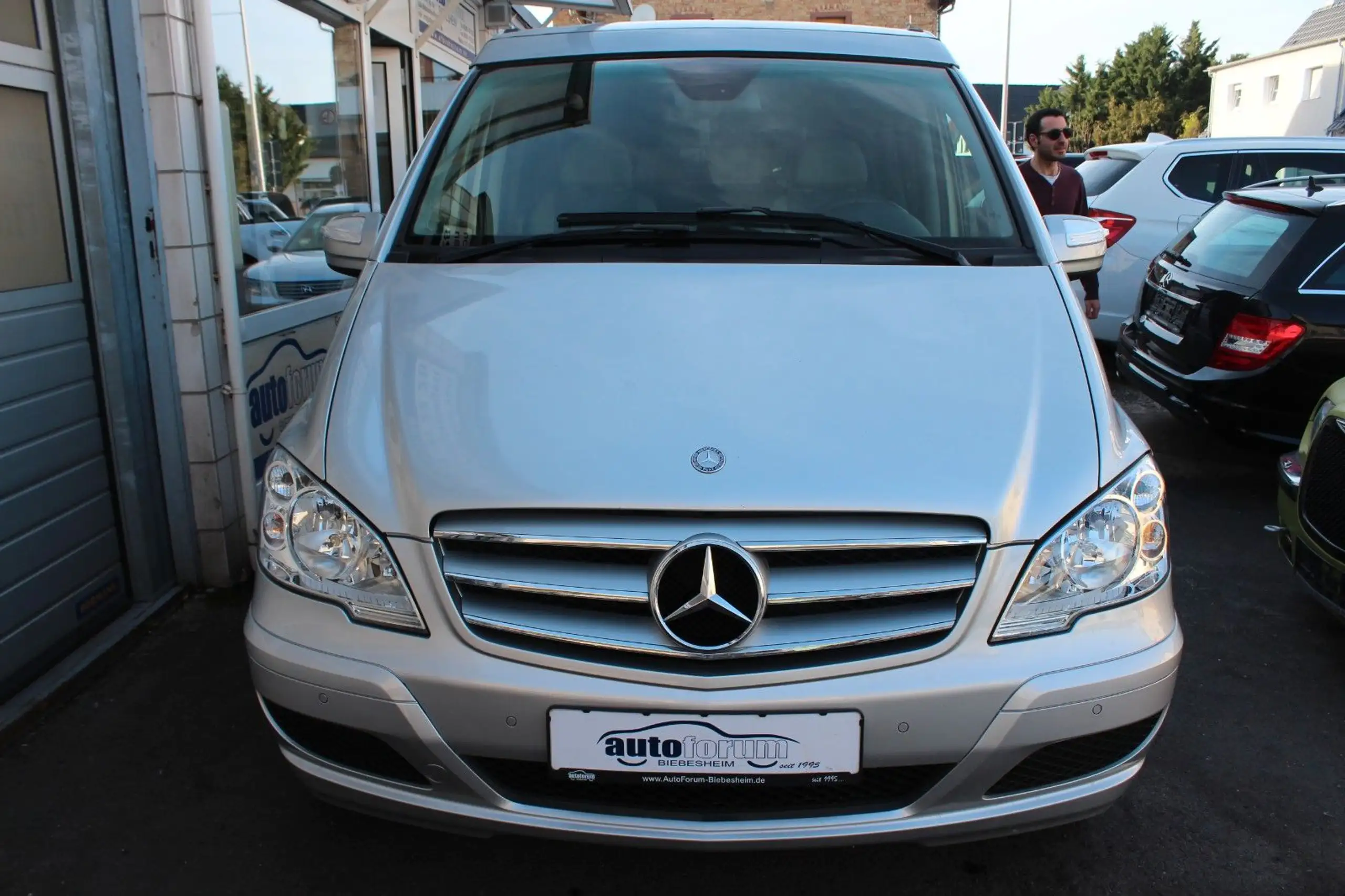 Mercedes-Benz - Viano