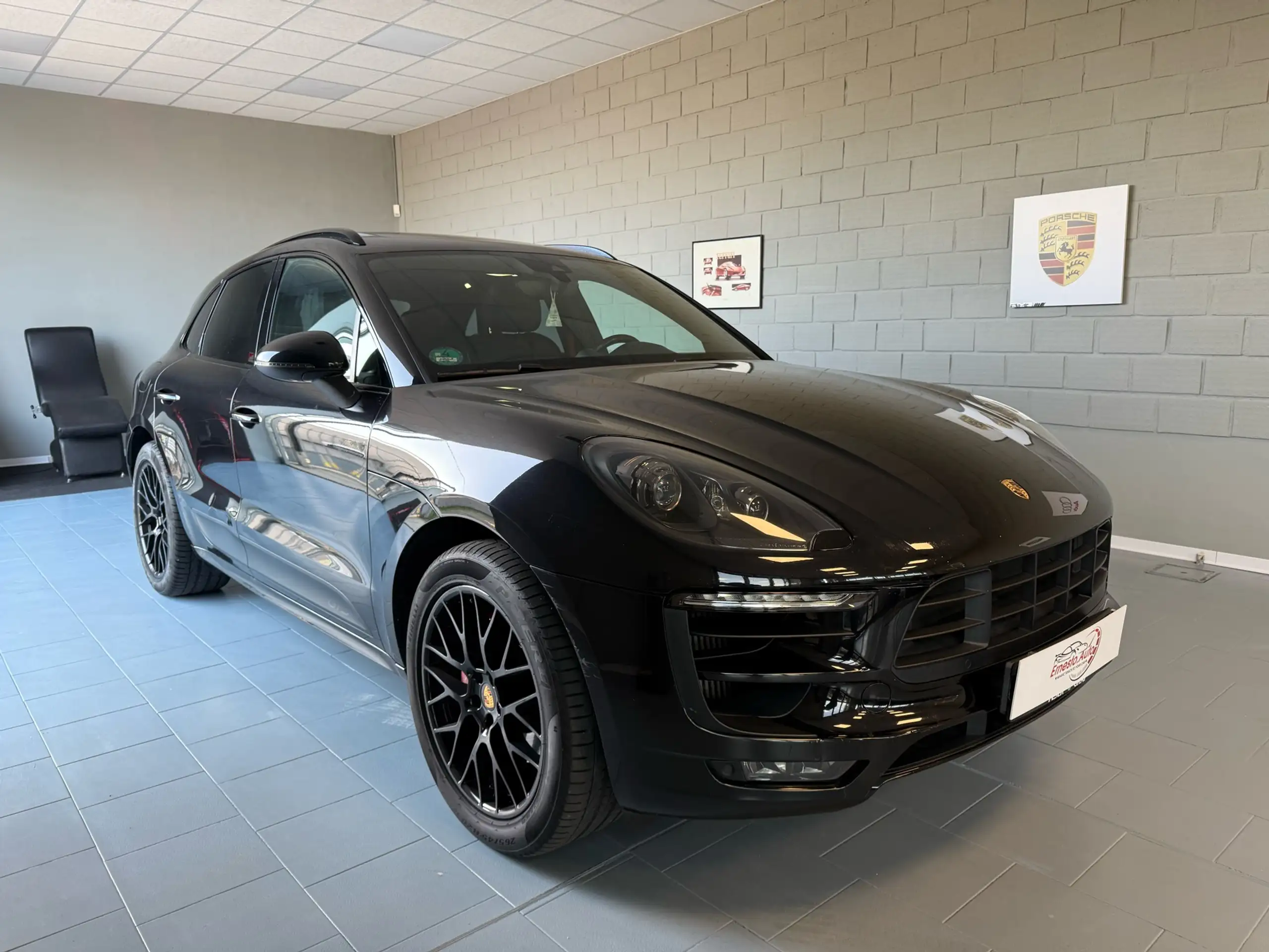 Porsche - Macan