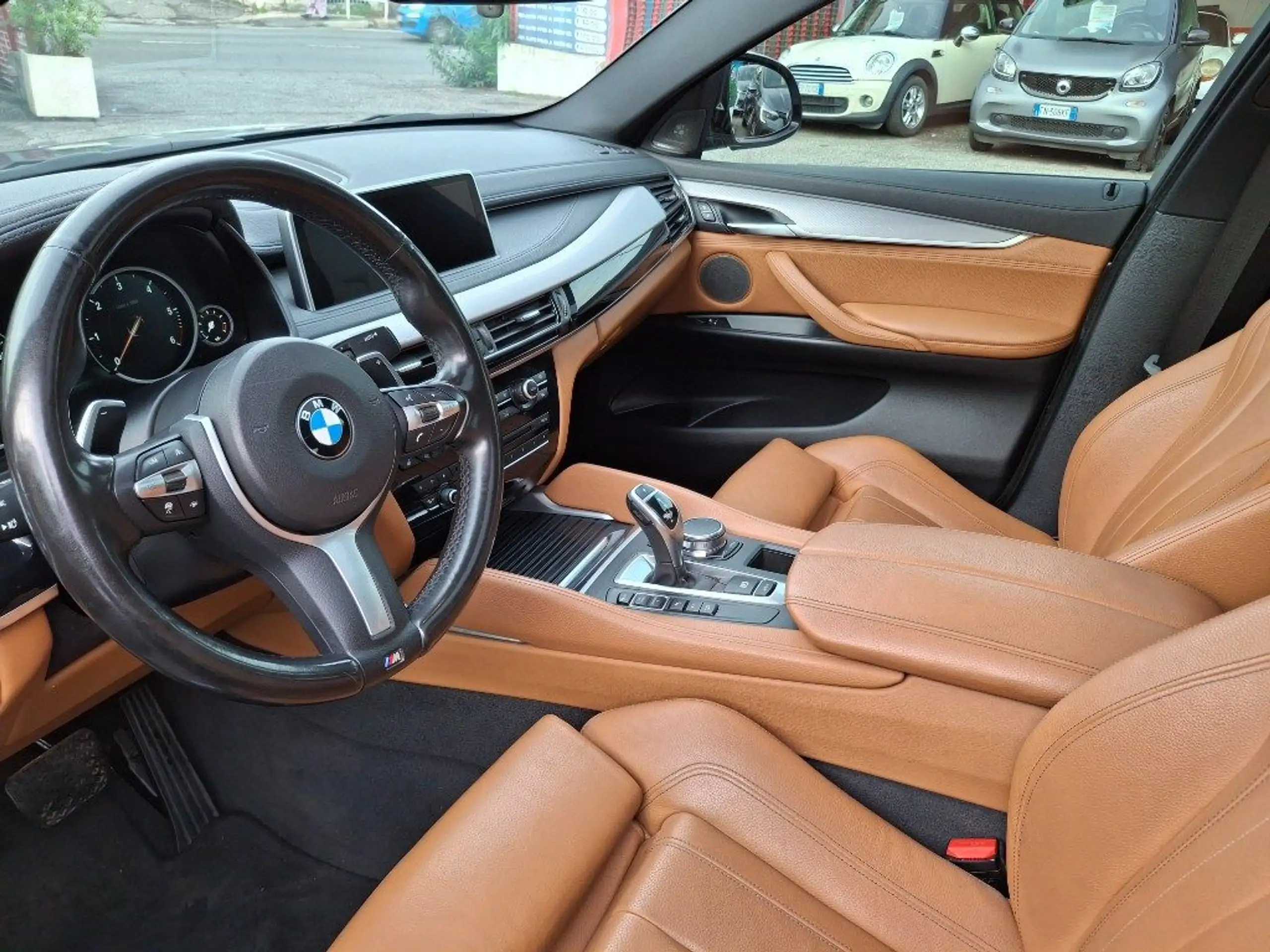 BMW - X6