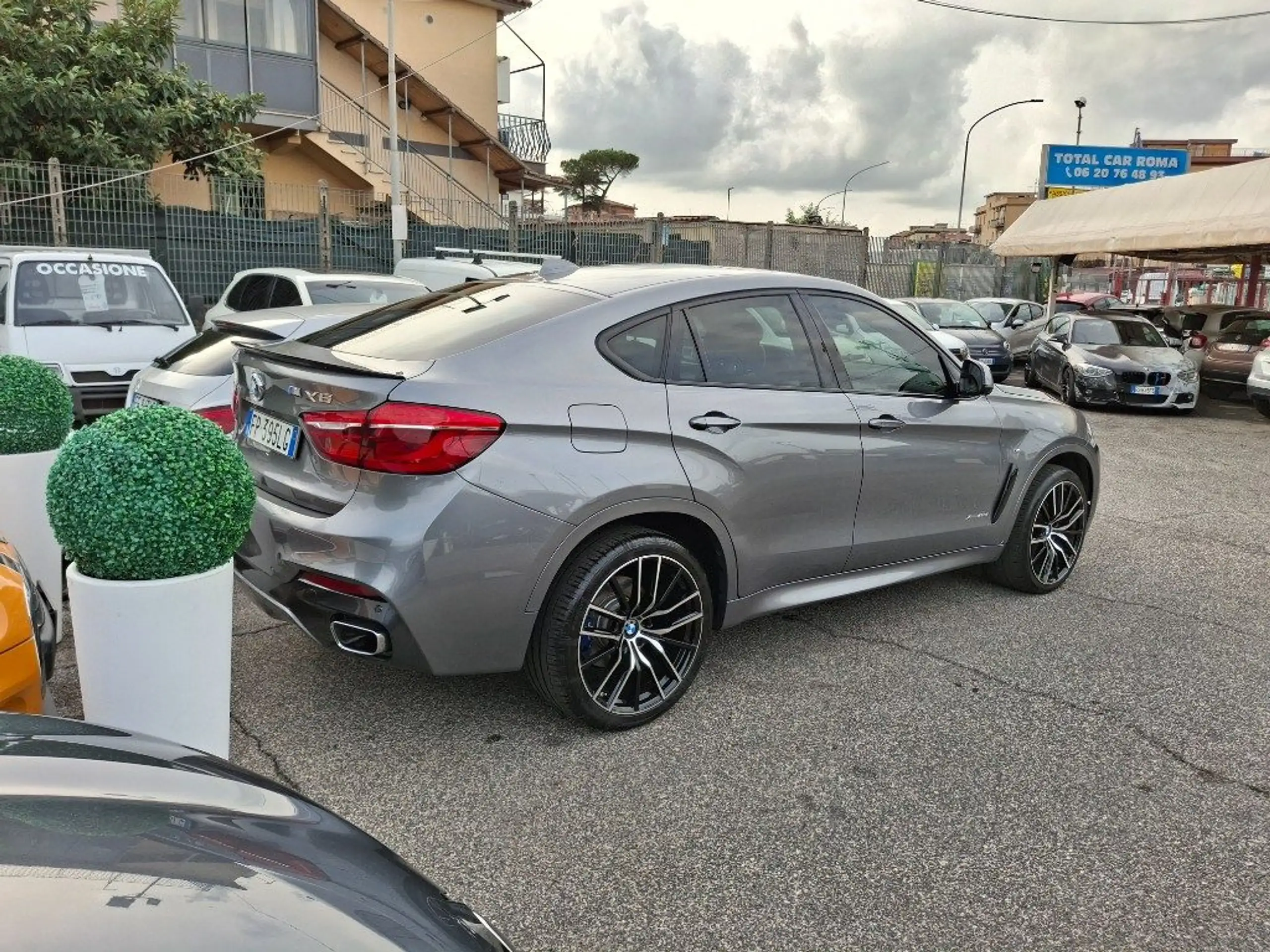 BMW - X6