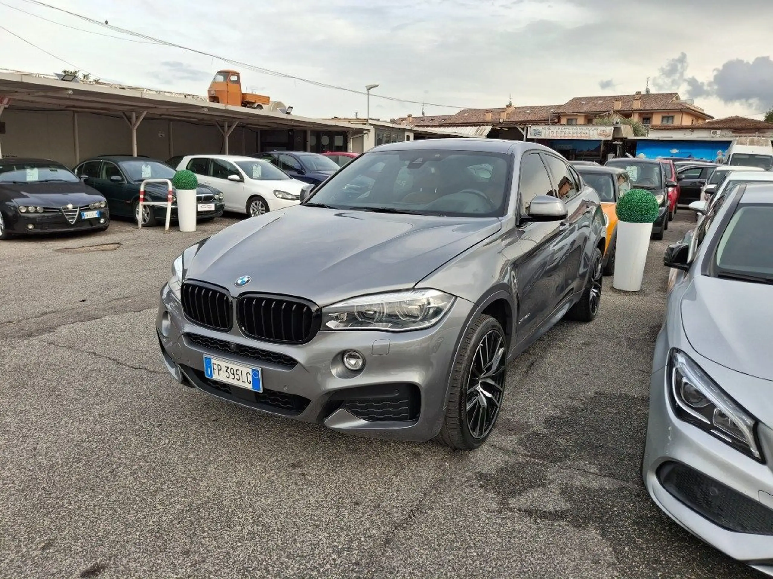 BMW - X6