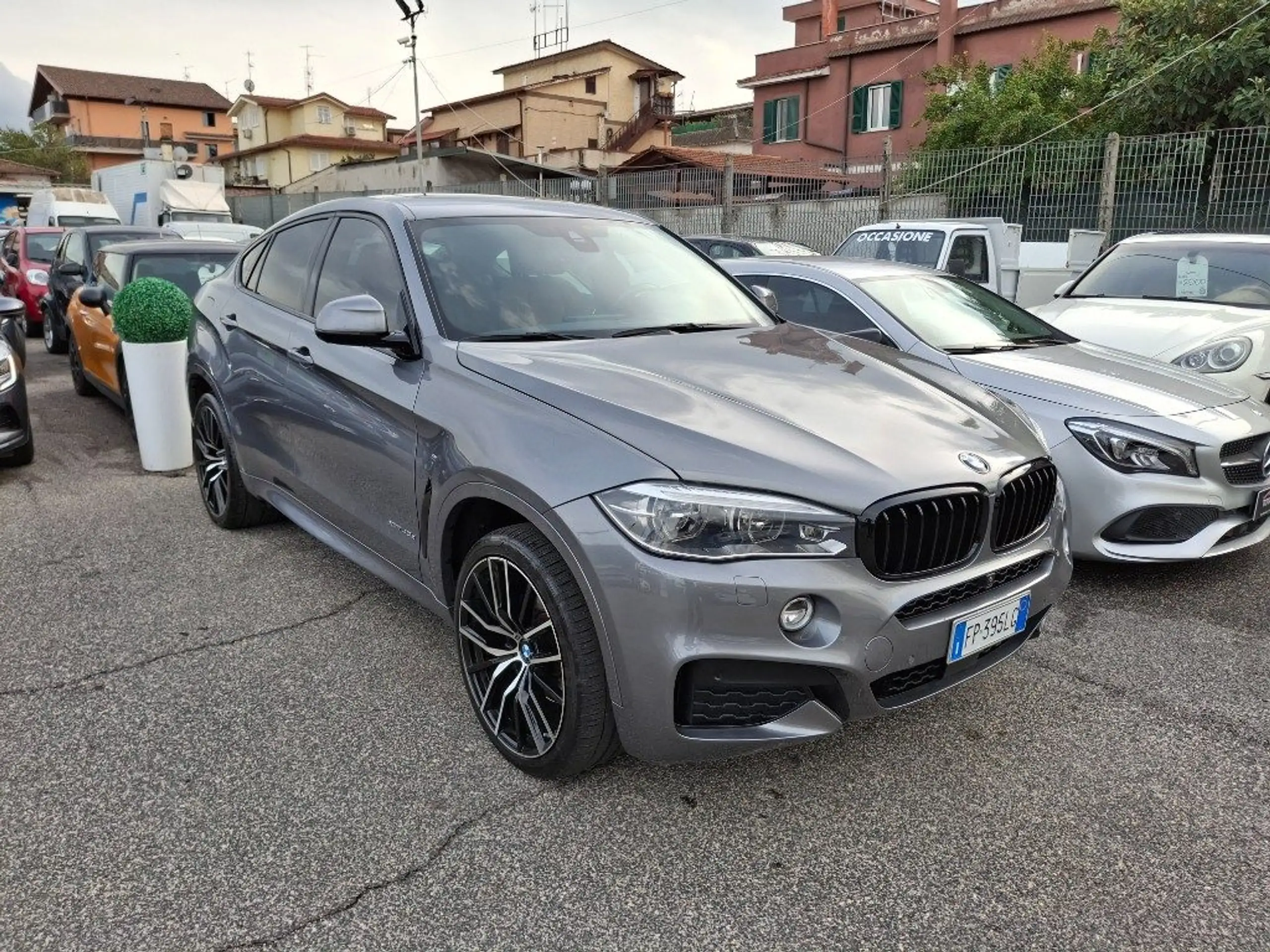 BMW - X6