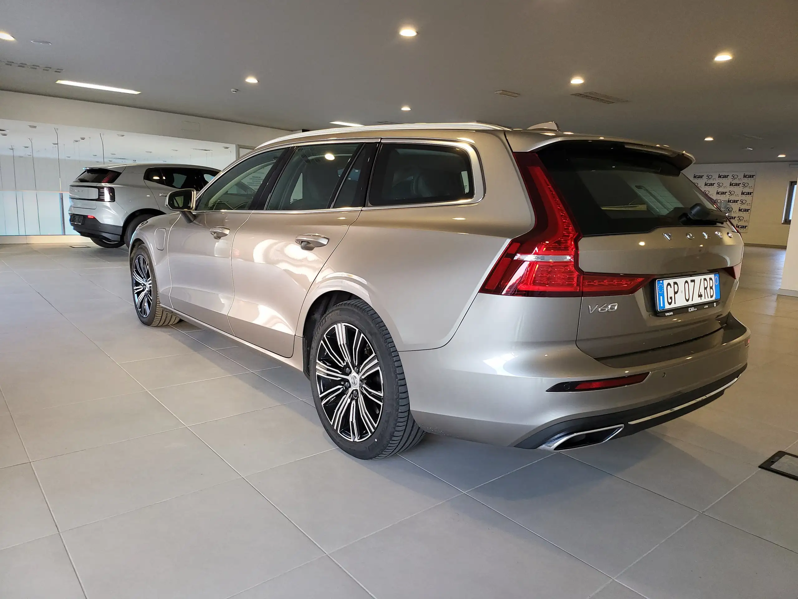 Volvo - V60