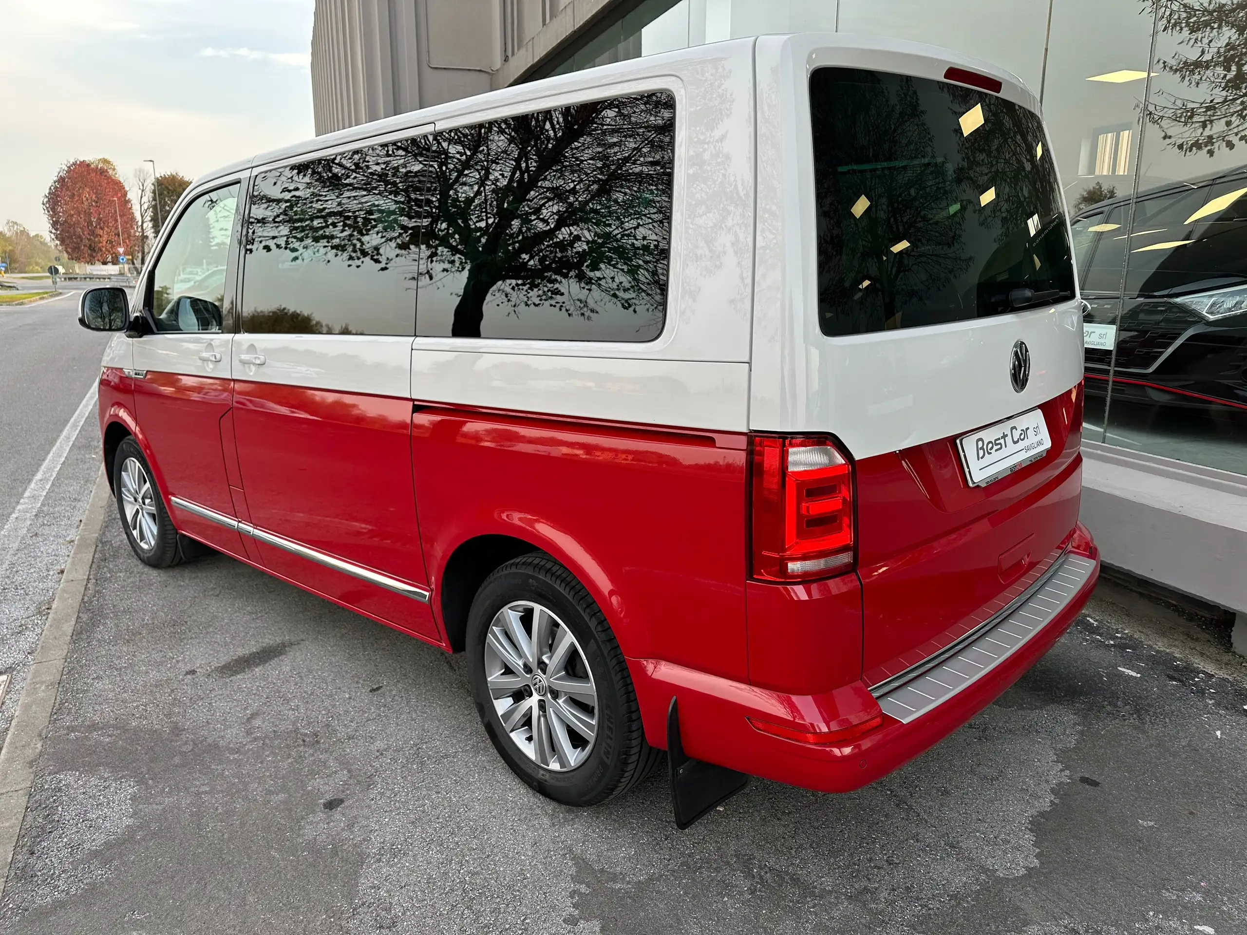 Volkswagen - T6.1 Multivan