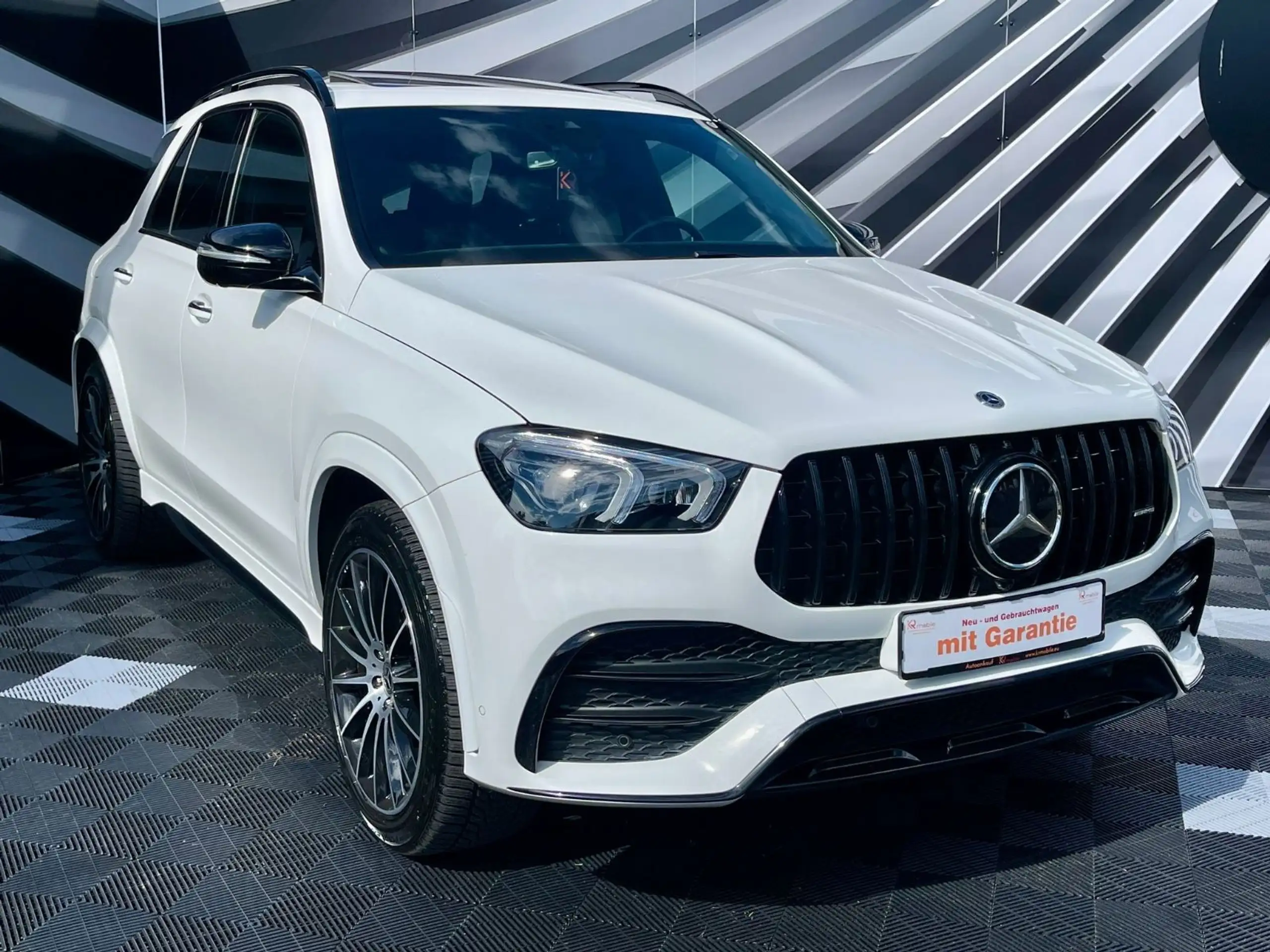 Mercedes-Benz - GLE 350