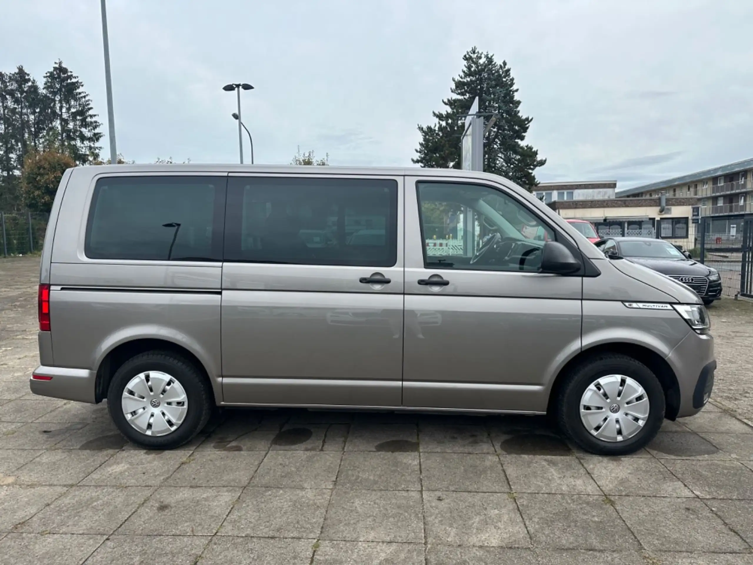 Volkswagen - T6.1 Multivan