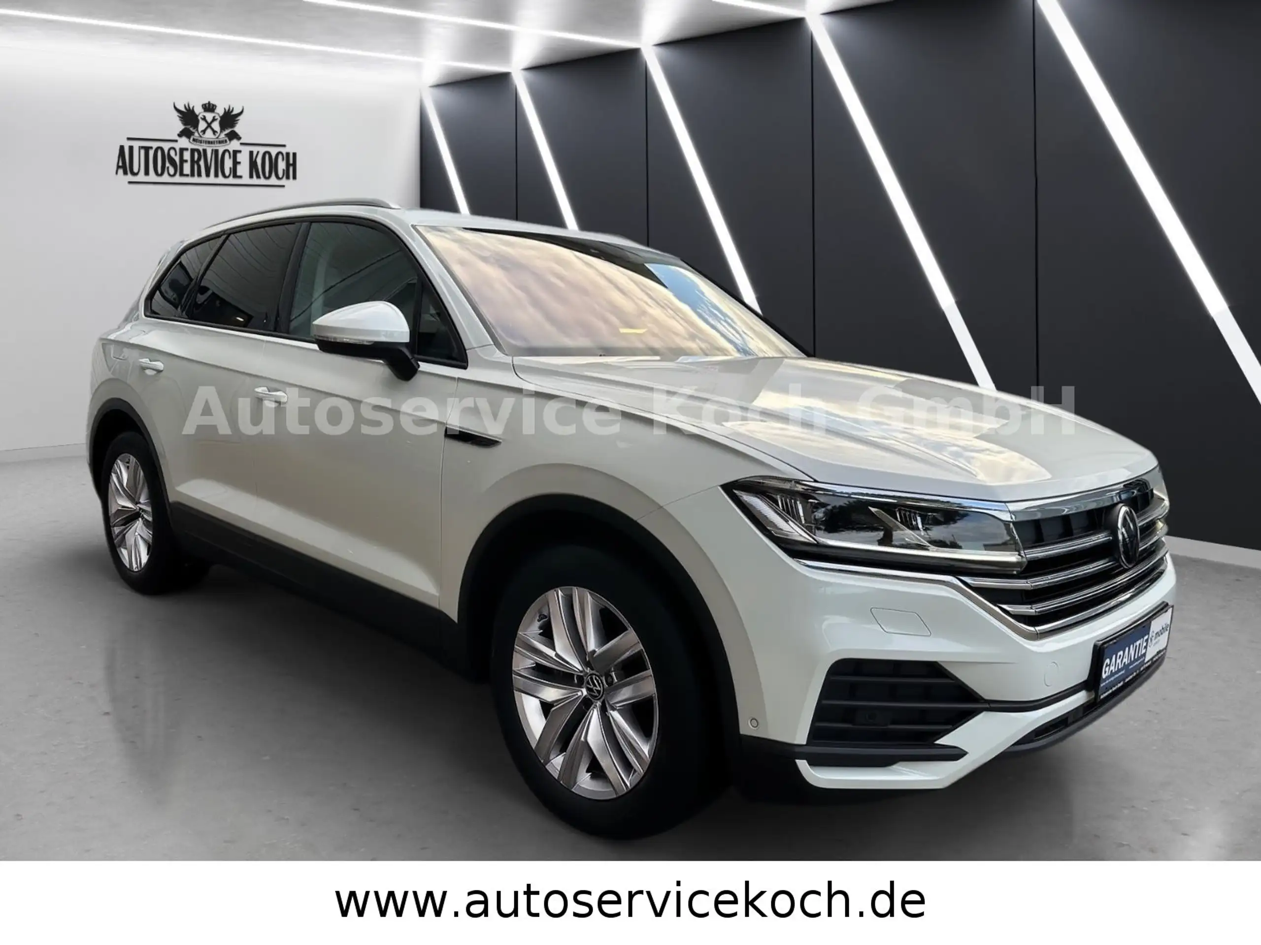 Volkswagen - Touareg