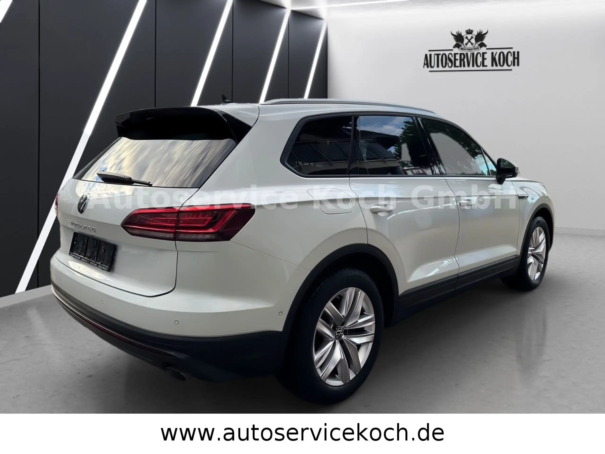 Volkswagen - Touareg