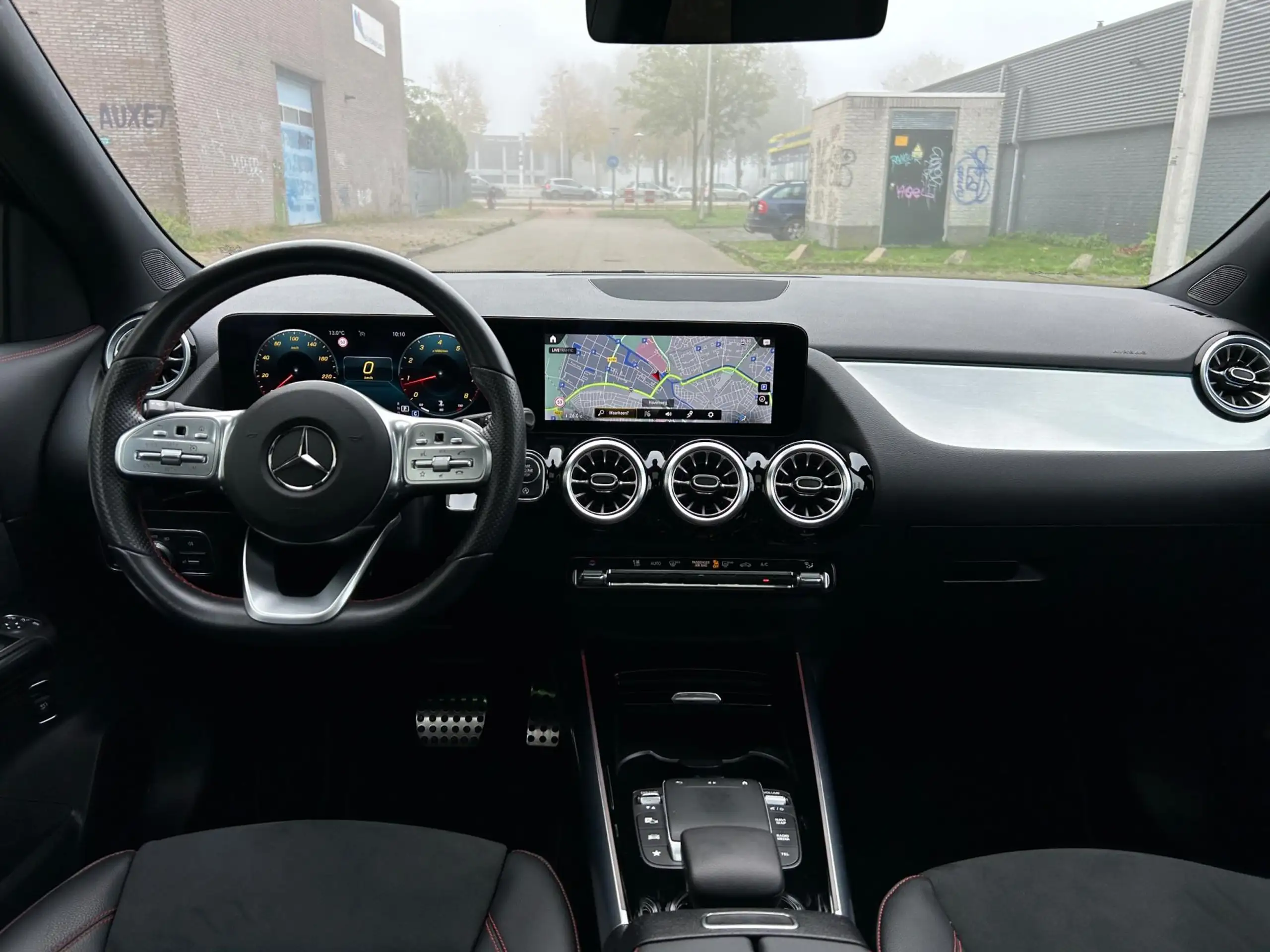 Mercedes-Benz - GLA 250