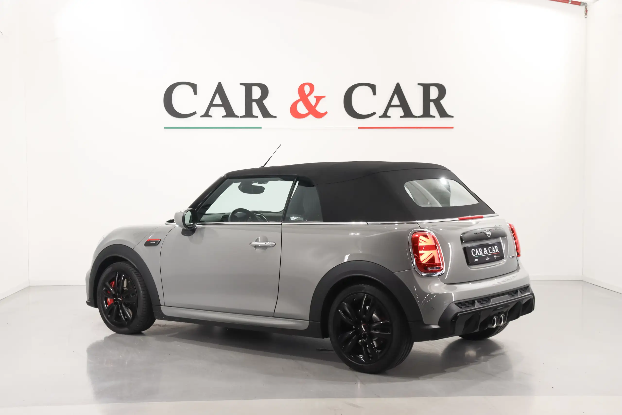 MINI - John Cooper Works Cabrio