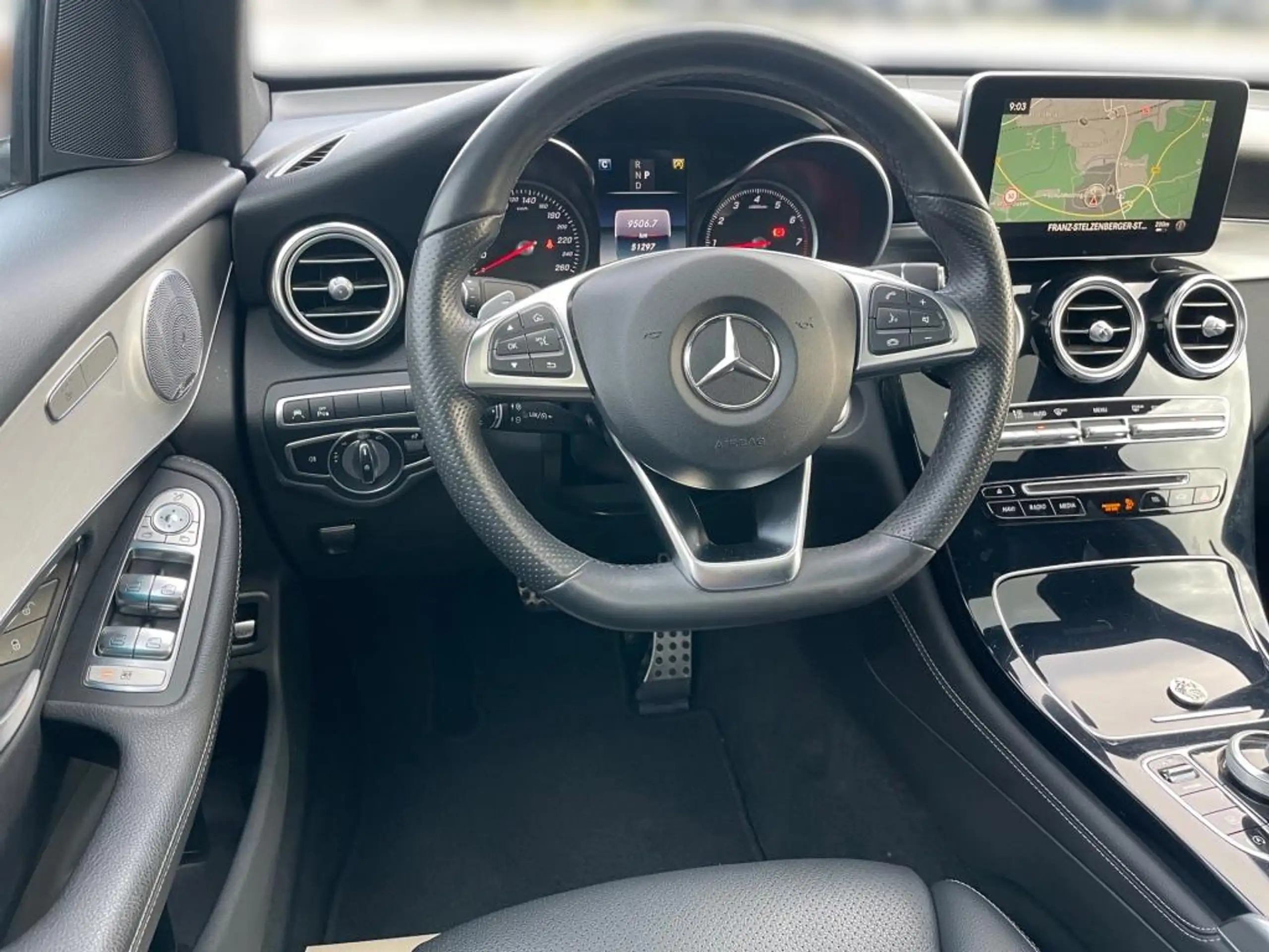 Mercedes-Benz - GLC 300