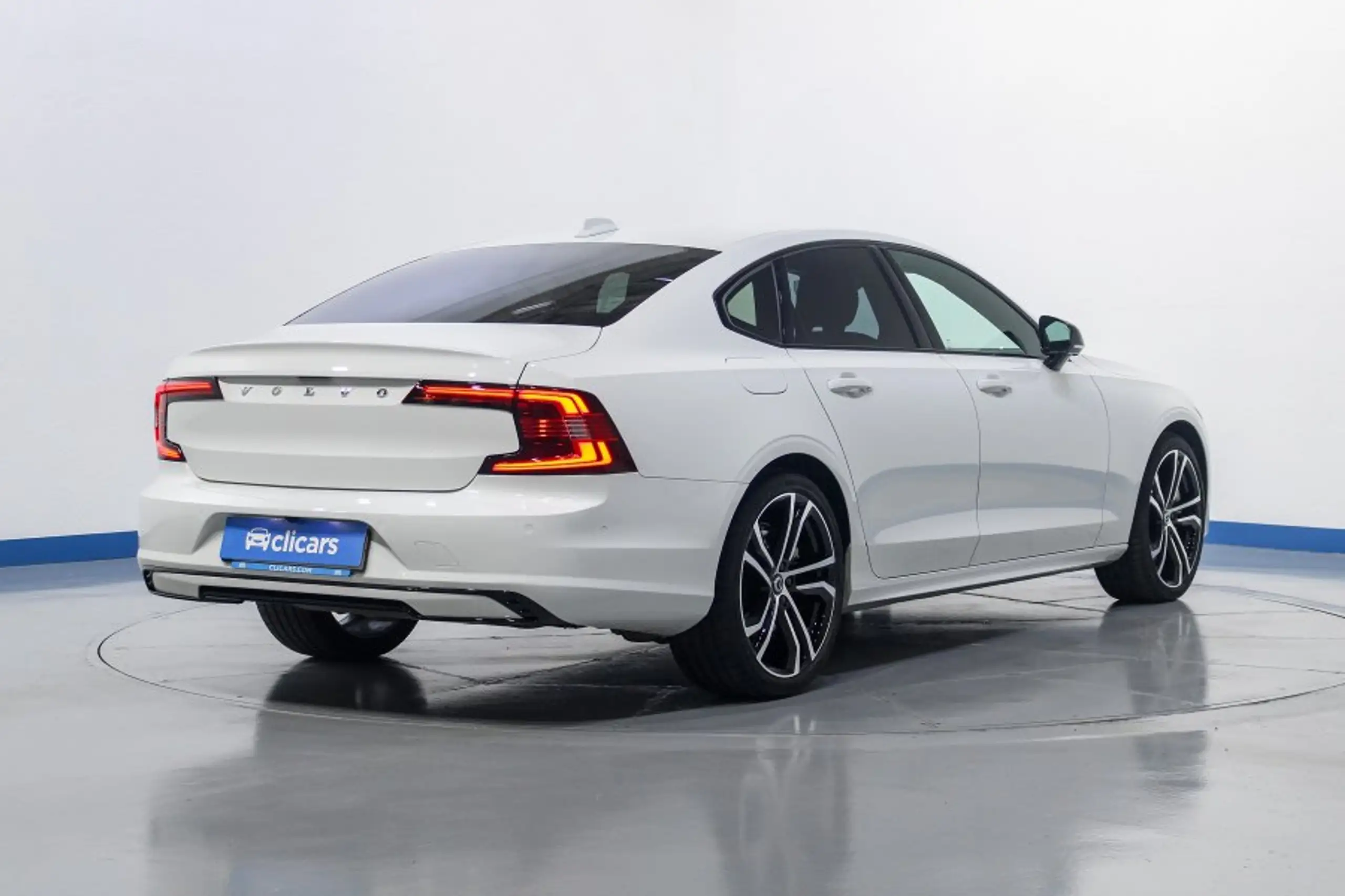 Volvo - S90