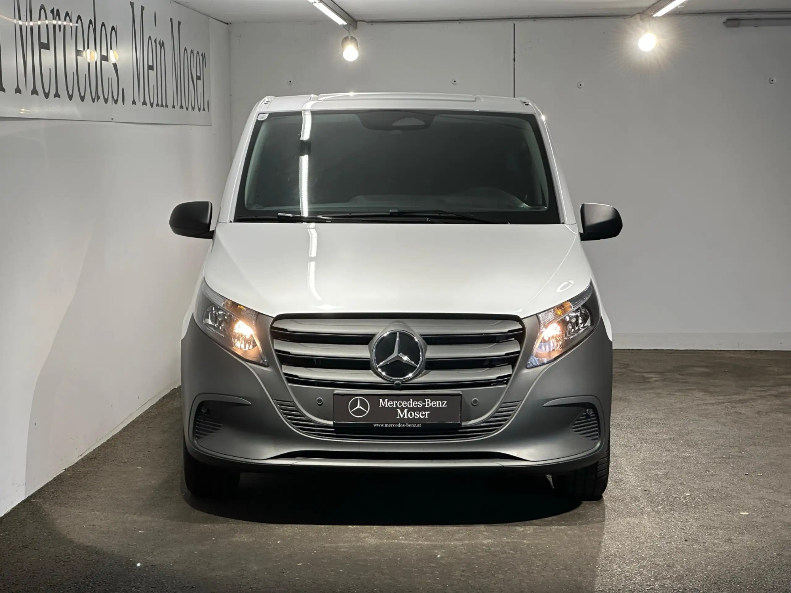 Mercedes-Benz - Vito