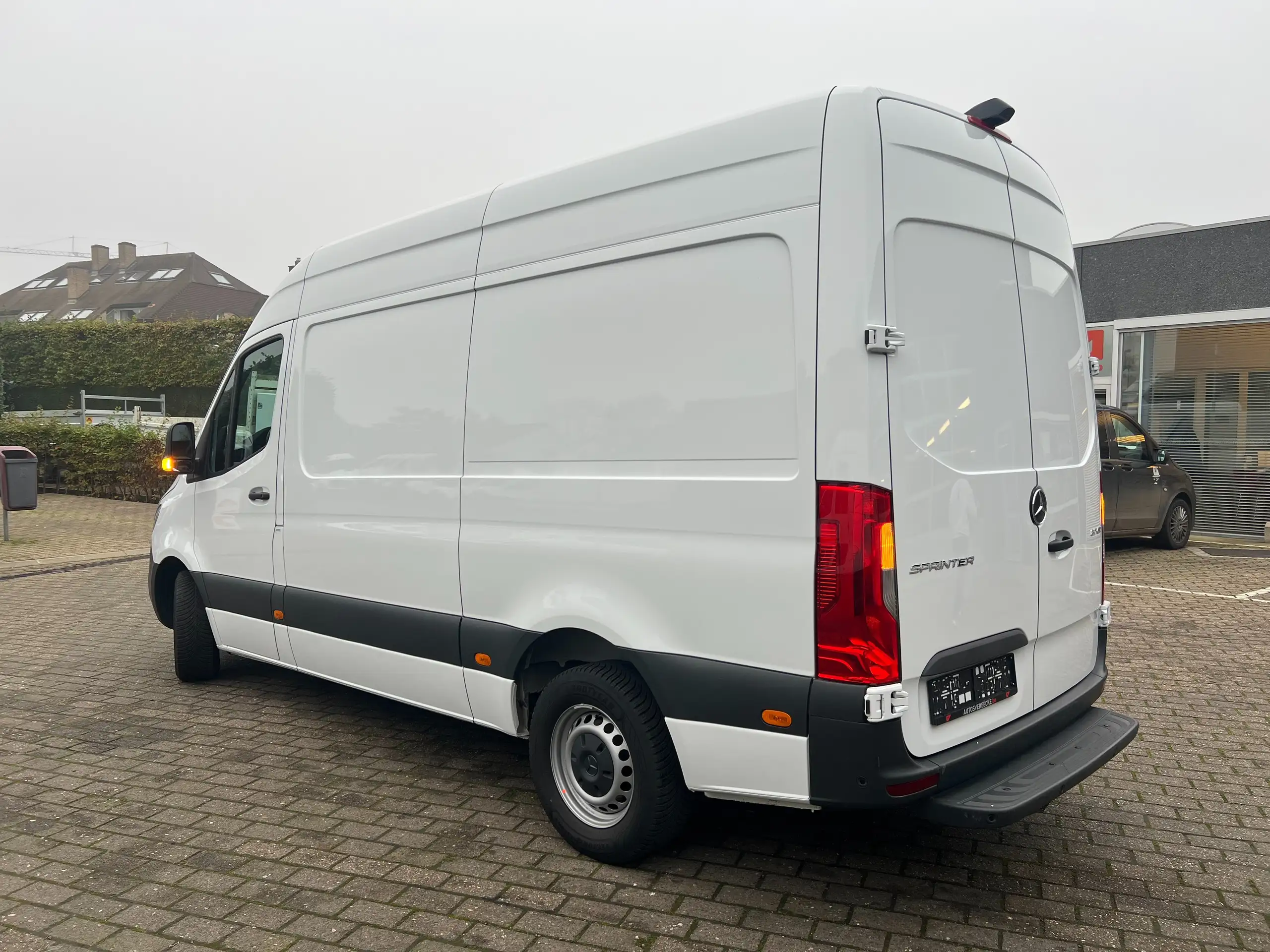 Mercedes-Benz - Sprinter