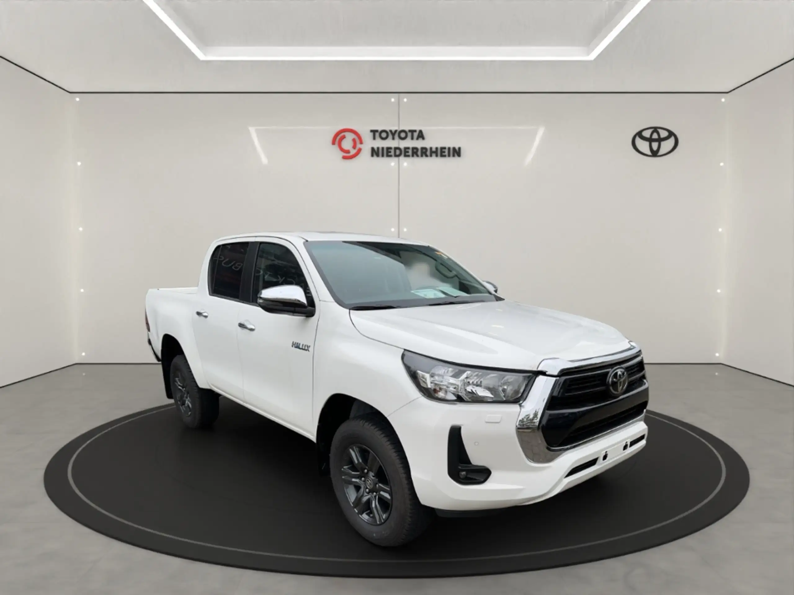 Toyota - Hilux