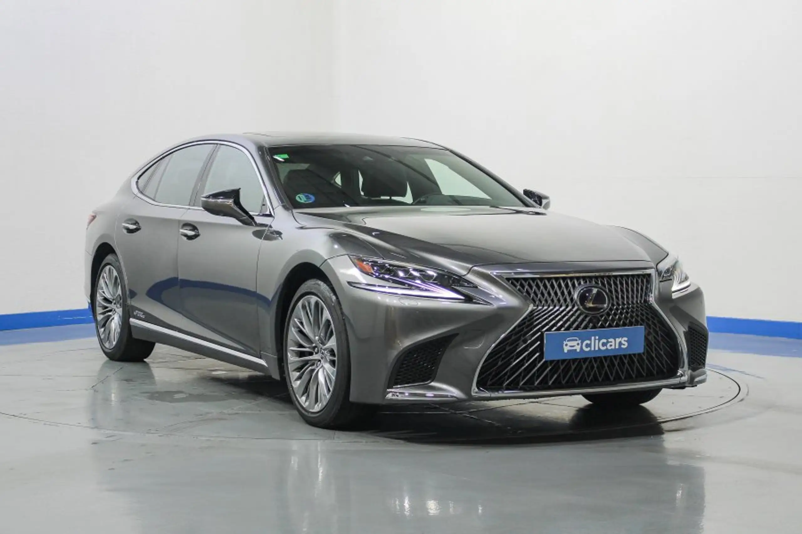 Lexus - LS 500