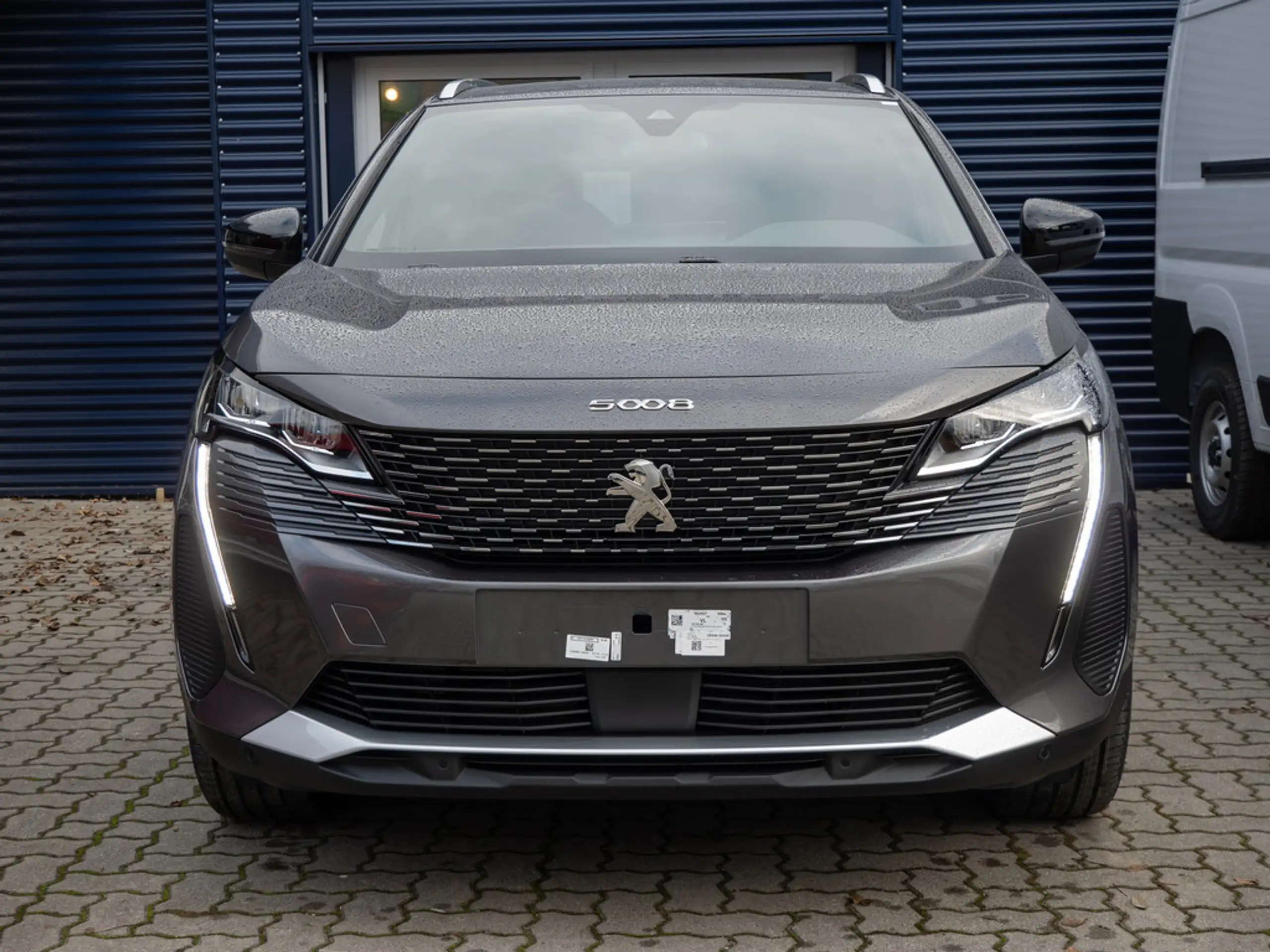 Peugeot - 5008