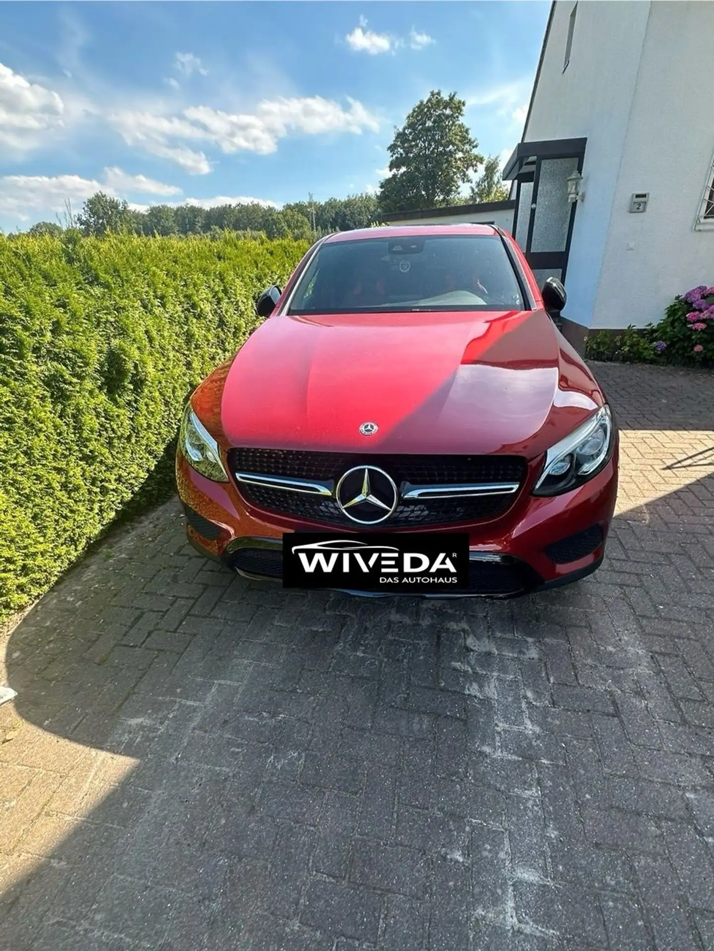 Mercedes-Benz - GLC 220