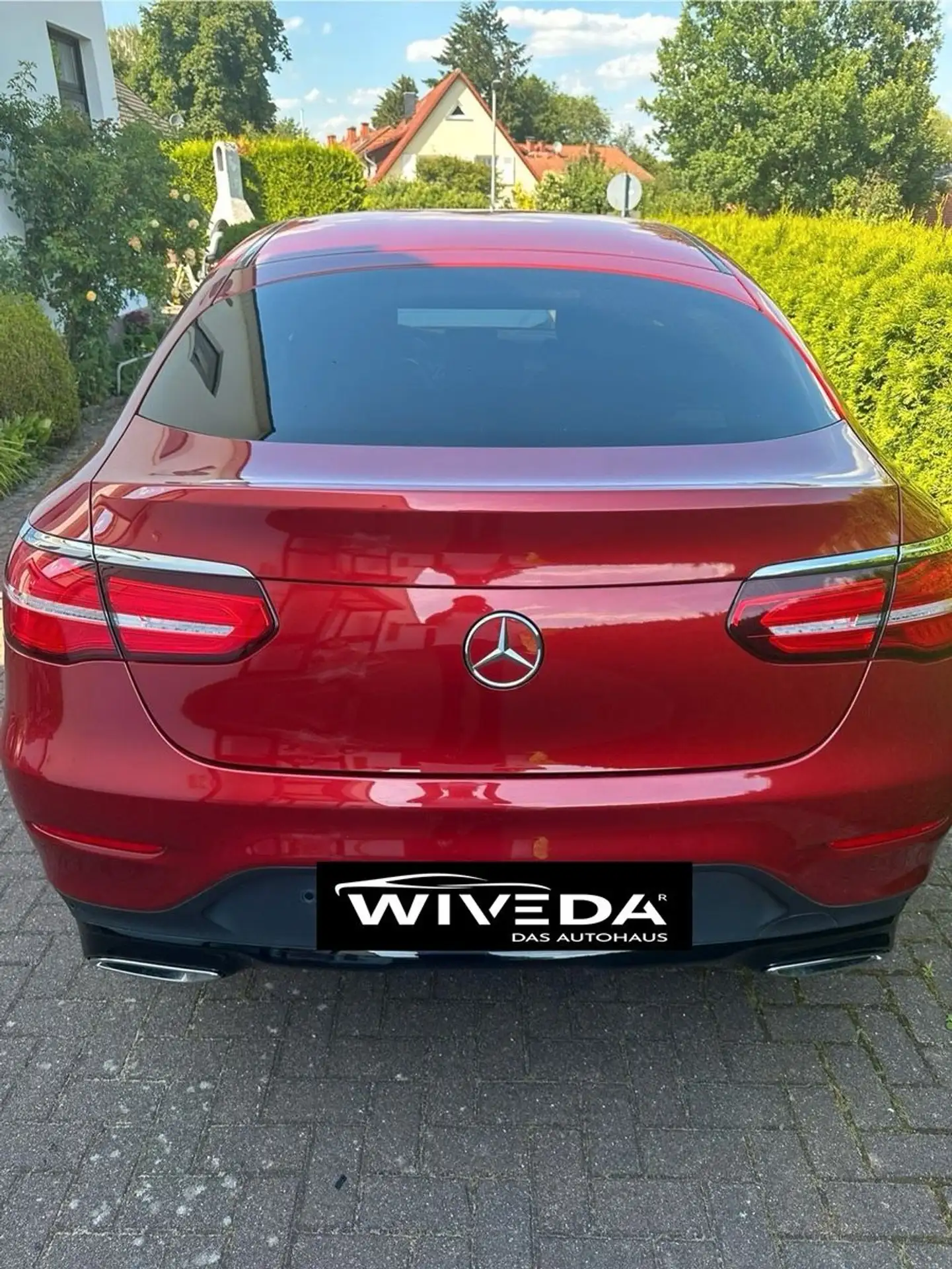 Mercedes-Benz - GLC 220