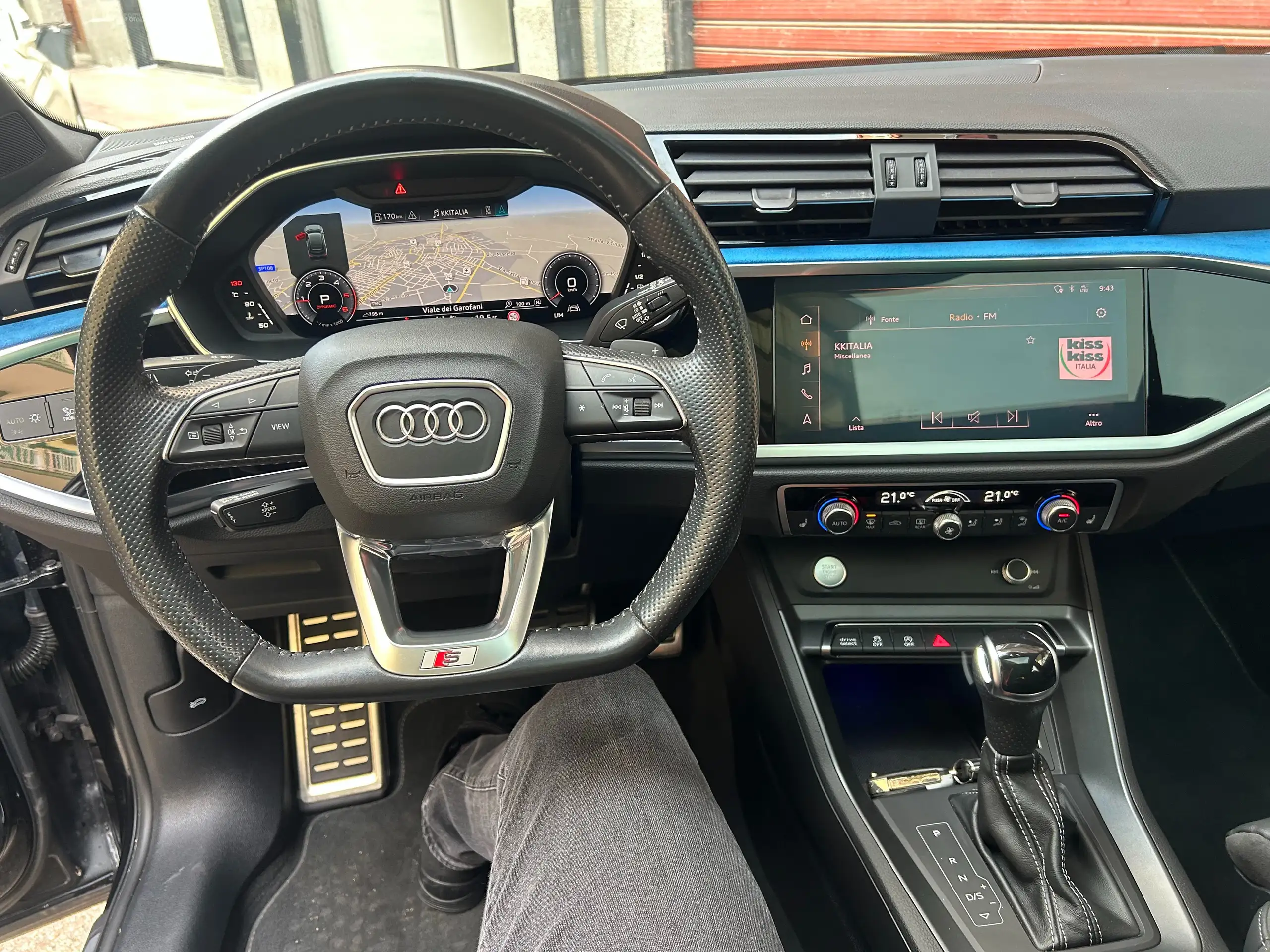 Audi - Q3