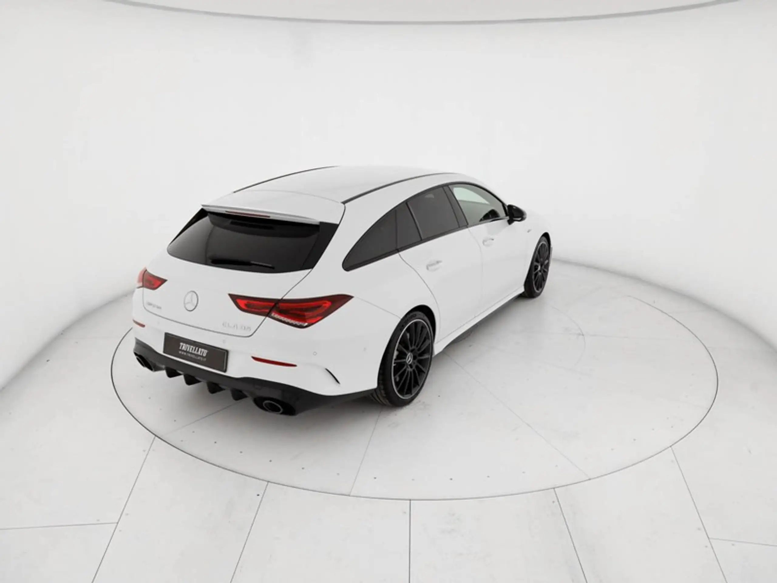 Mercedes-Benz - CLA 35 AMG