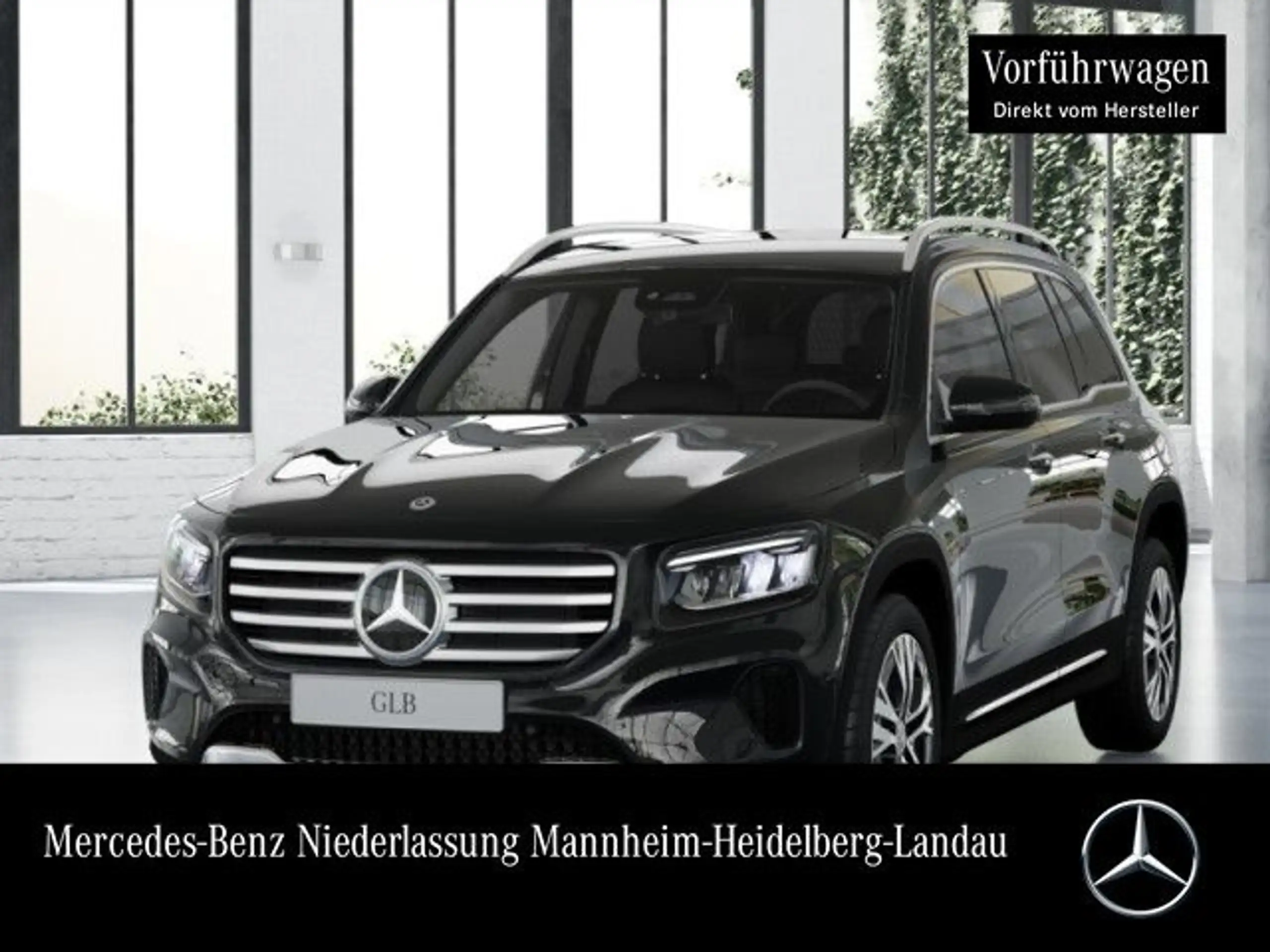 Mercedes-Benz - GLB 200