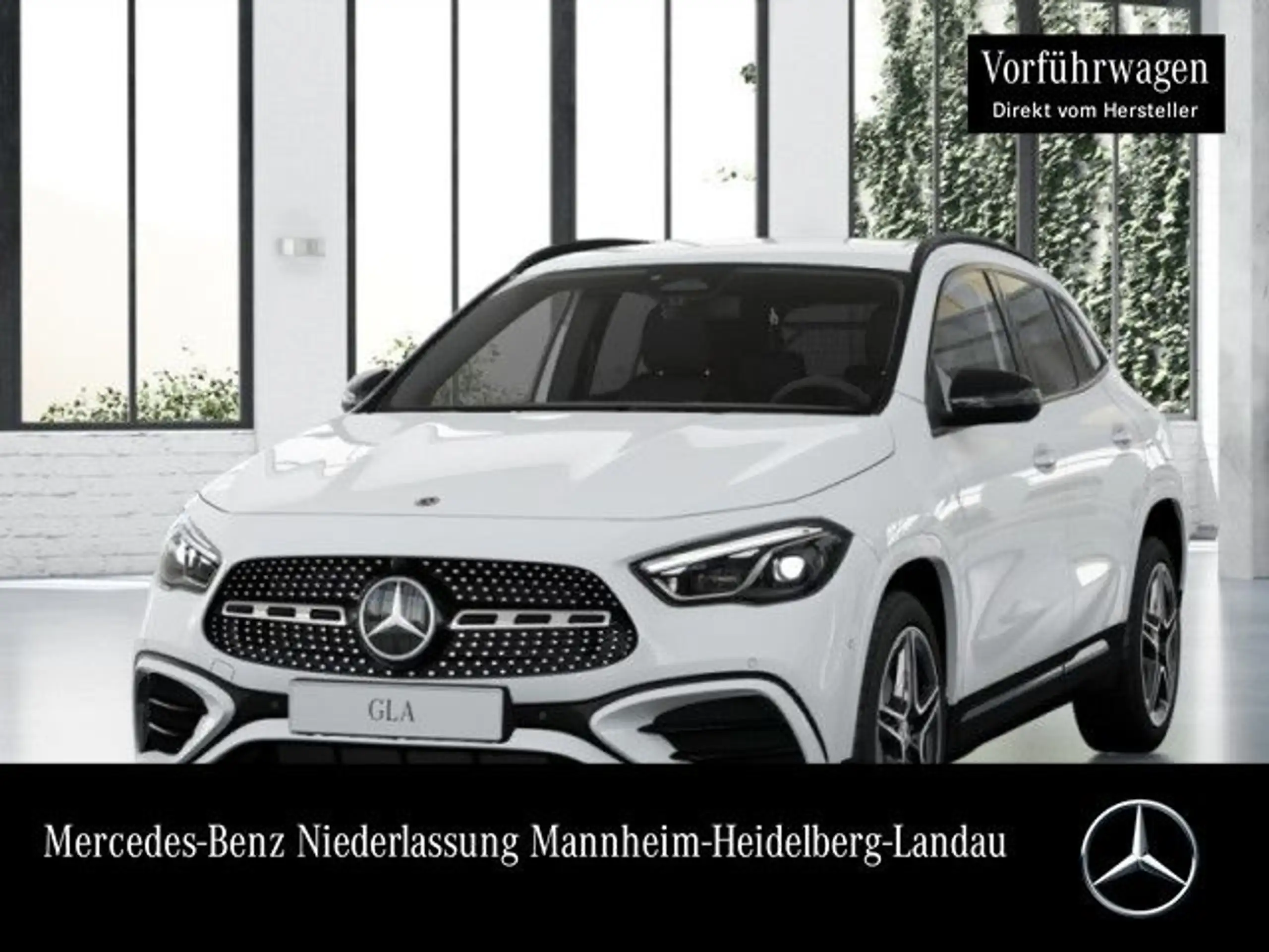 Mercedes-Benz - GLA 200