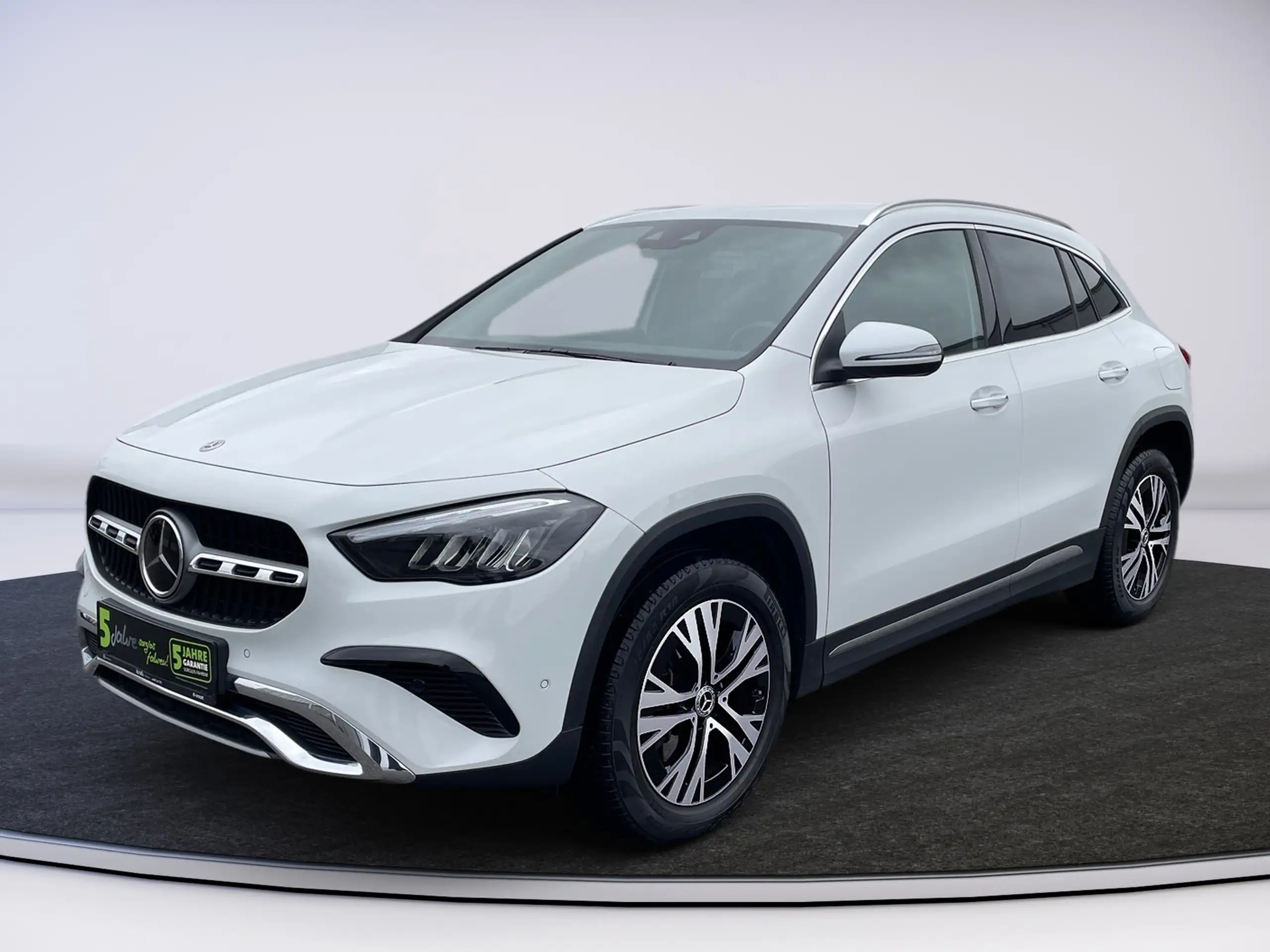 Mercedes-Benz - GLA 250