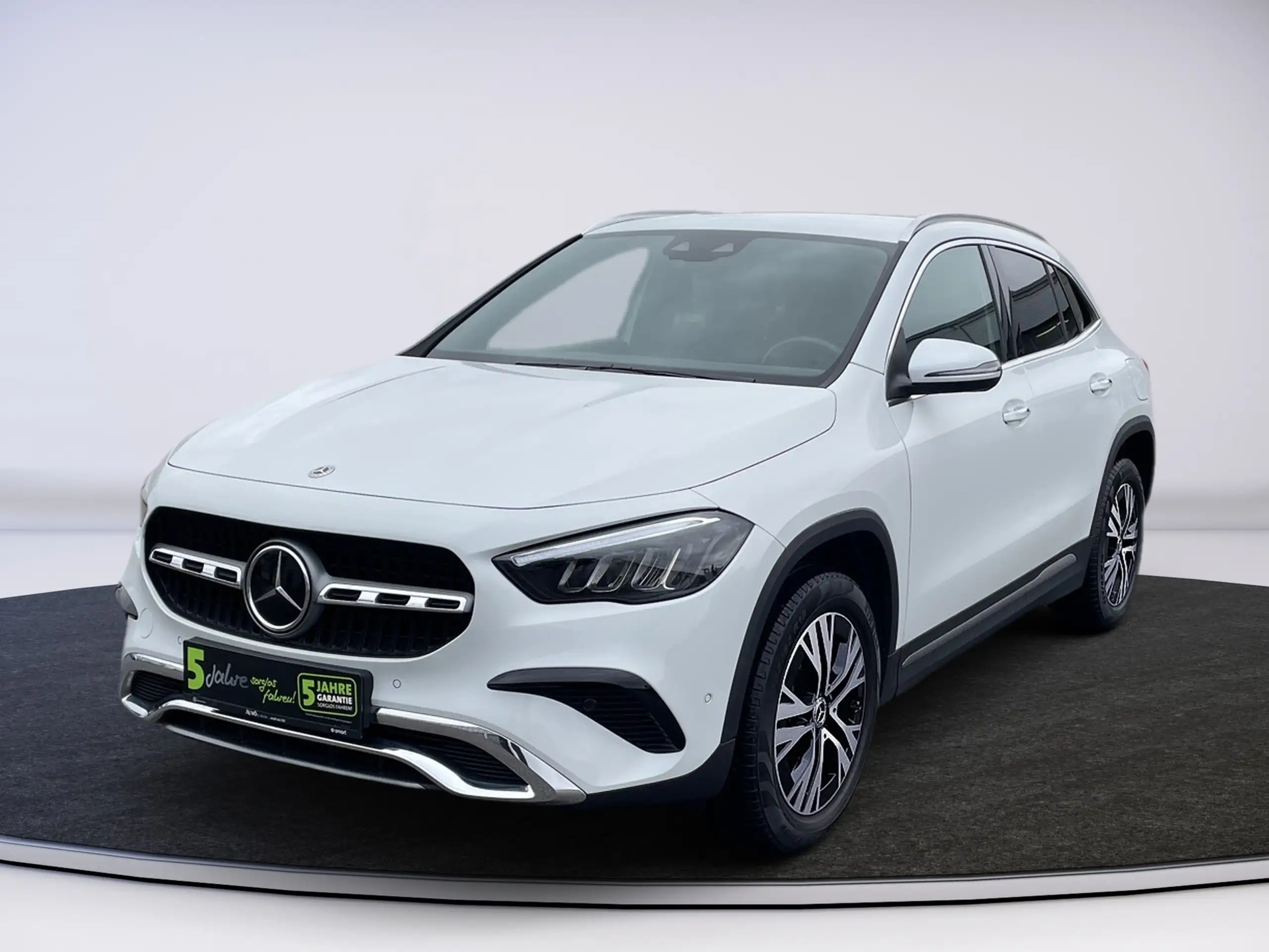 Mercedes-Benz - GLA 250