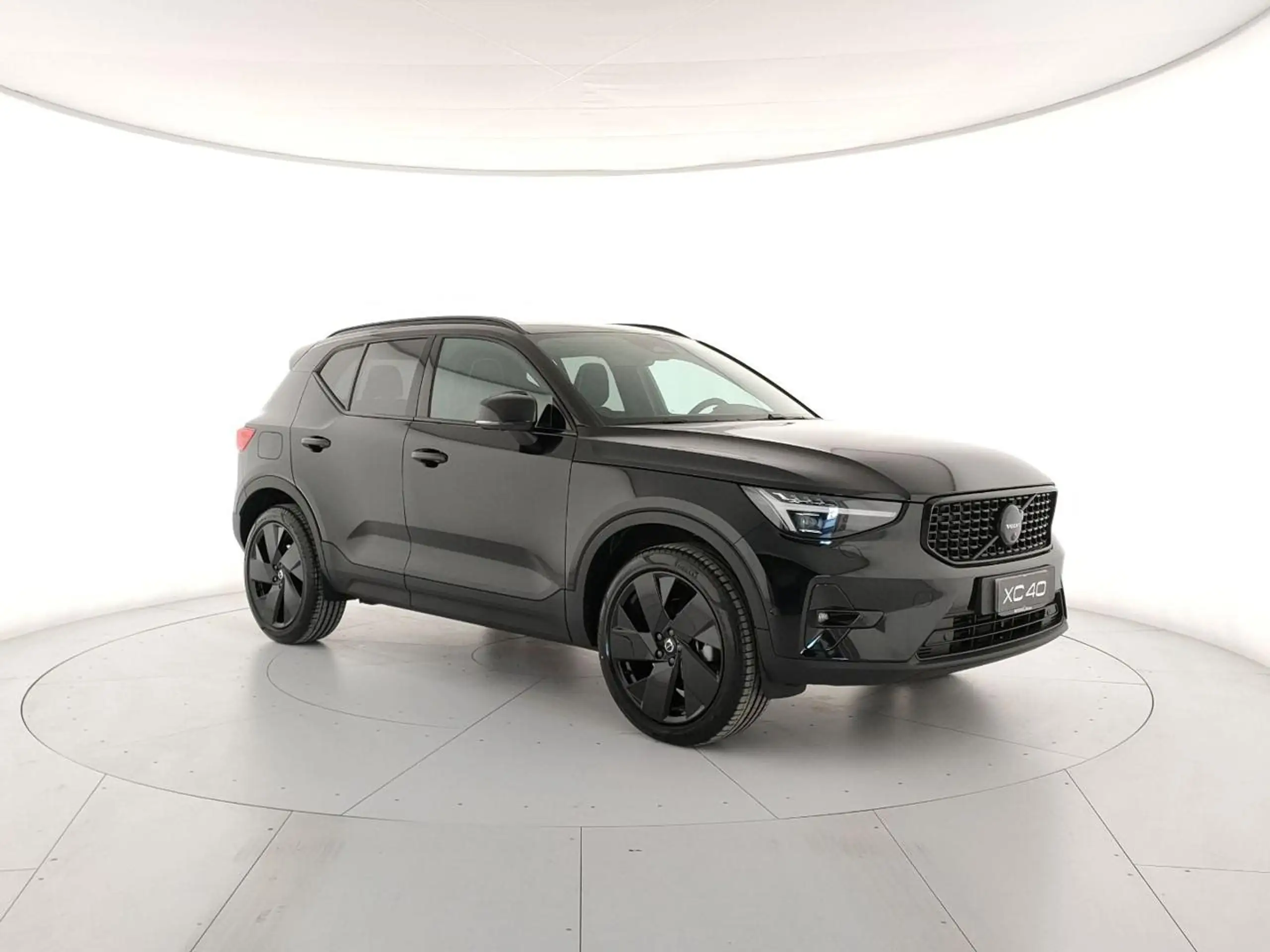 Volvo - XC40