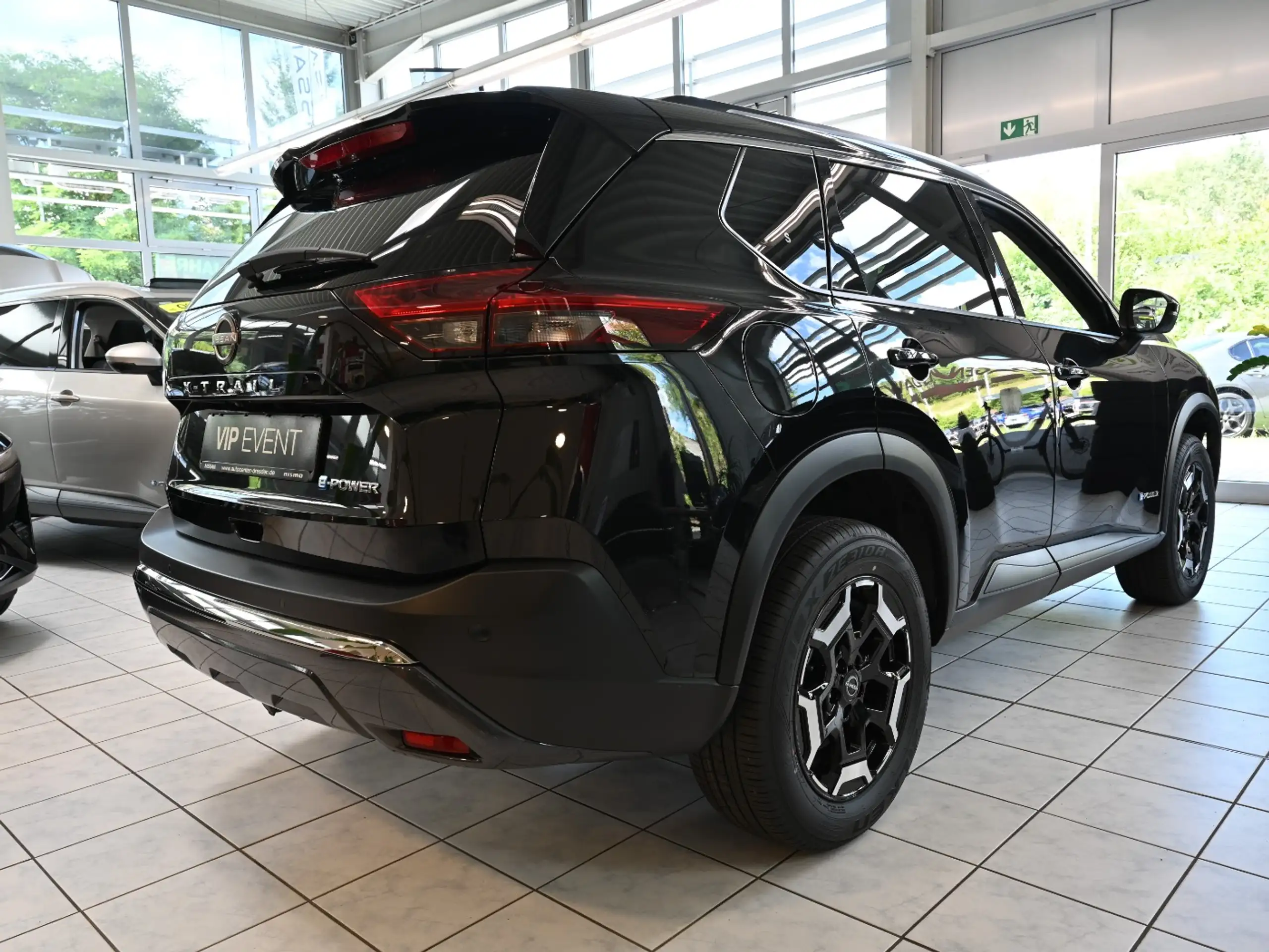 Nissan - X-Trail