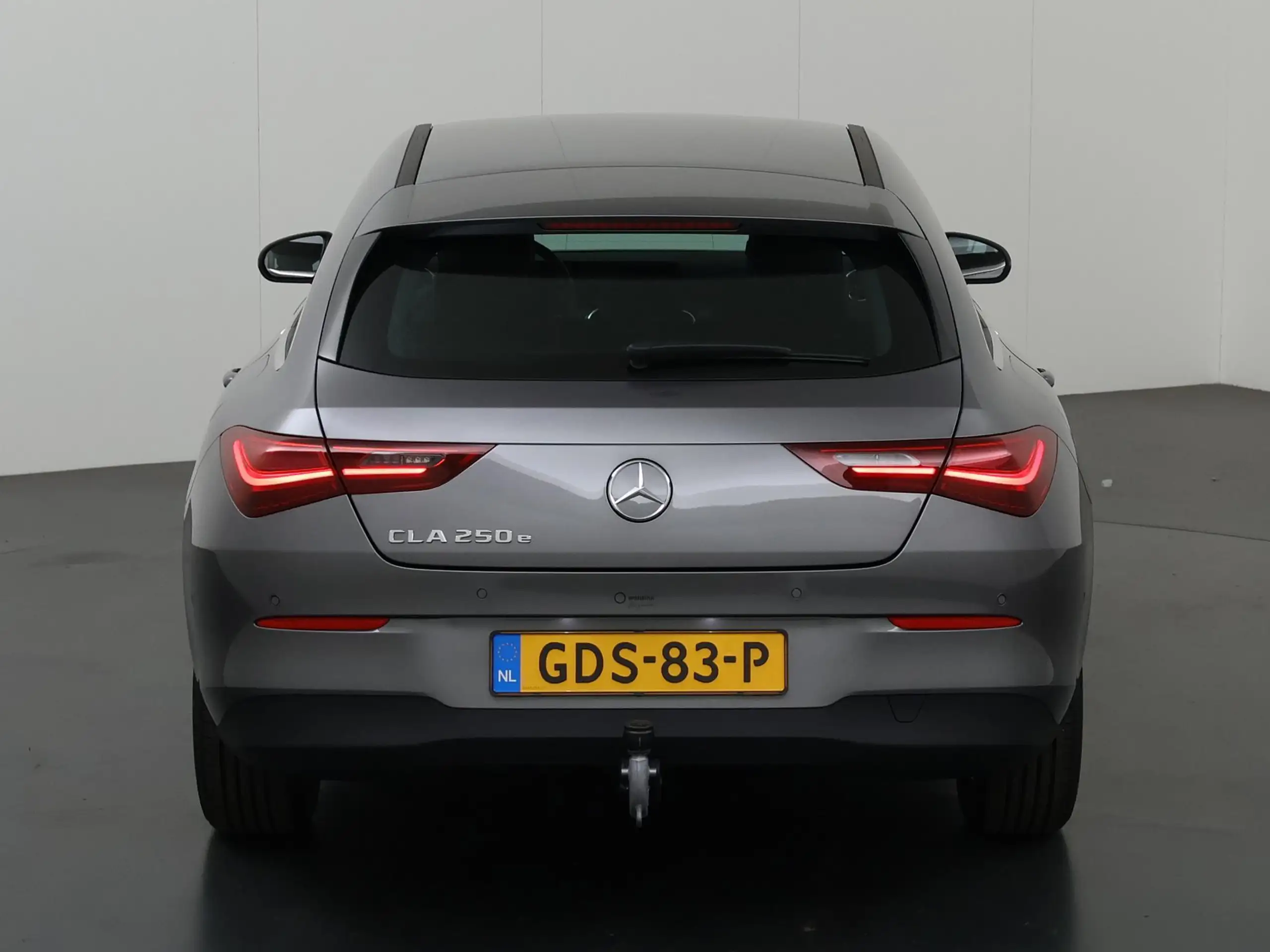 Mercedes-Benz - CLA 250