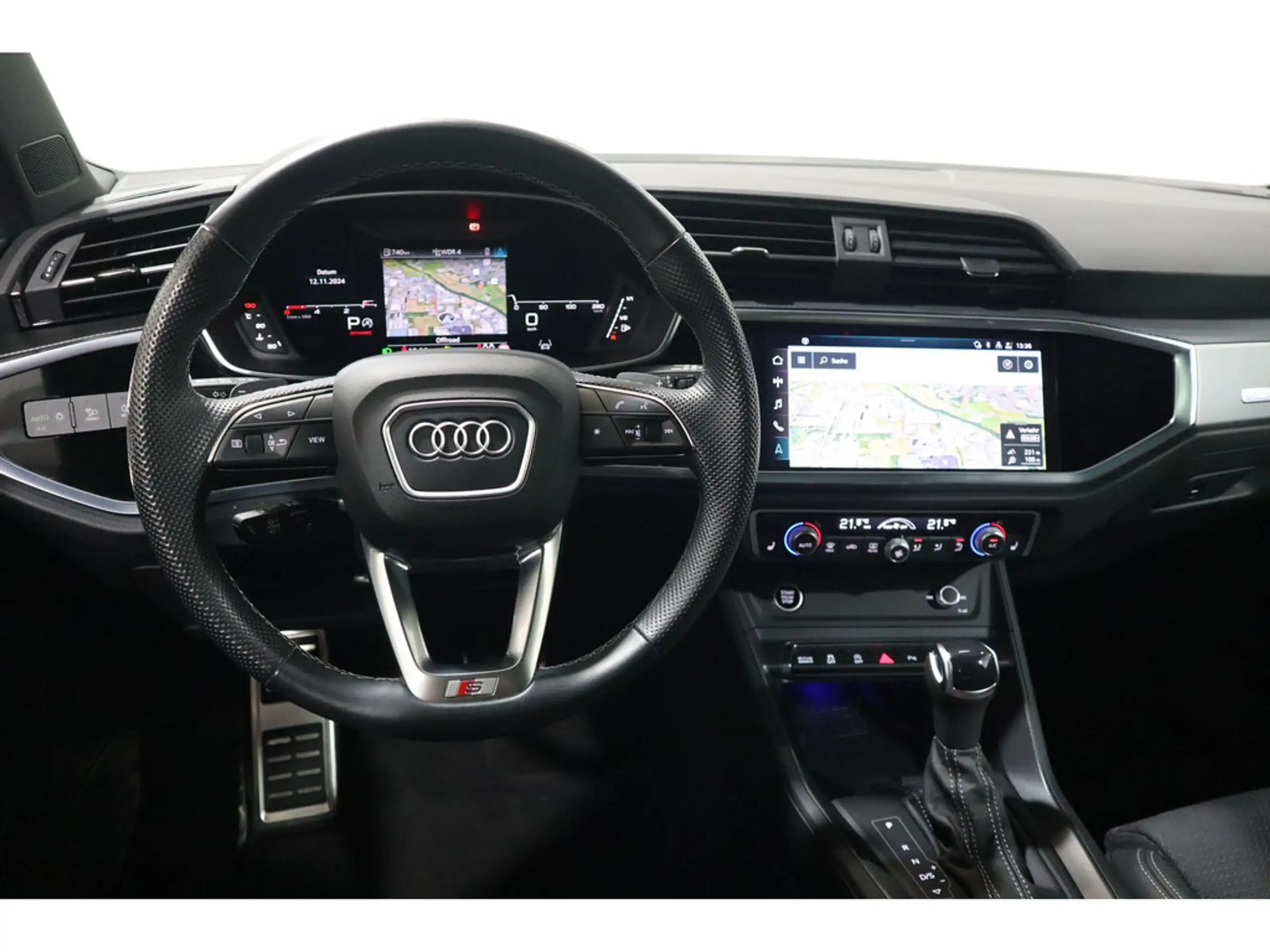 Audi - Q3