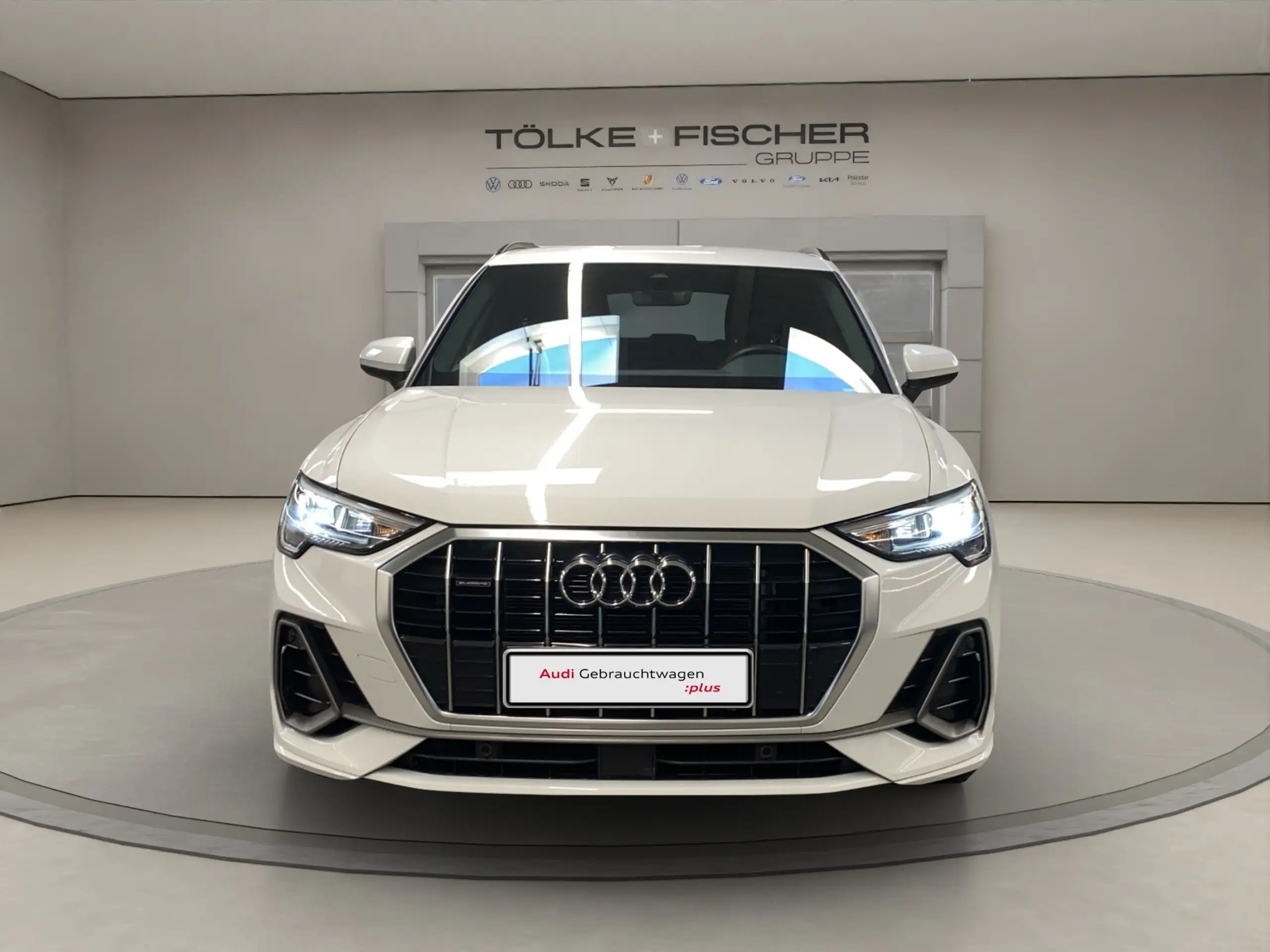 Audi - Q3