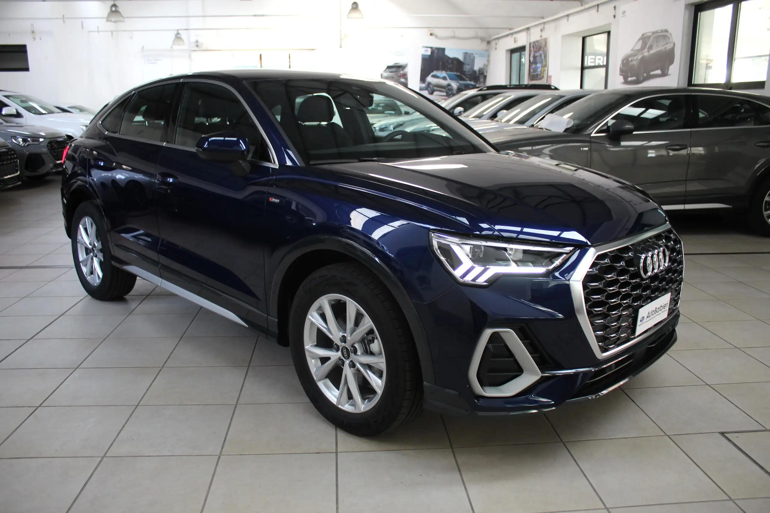 Audi - Q3