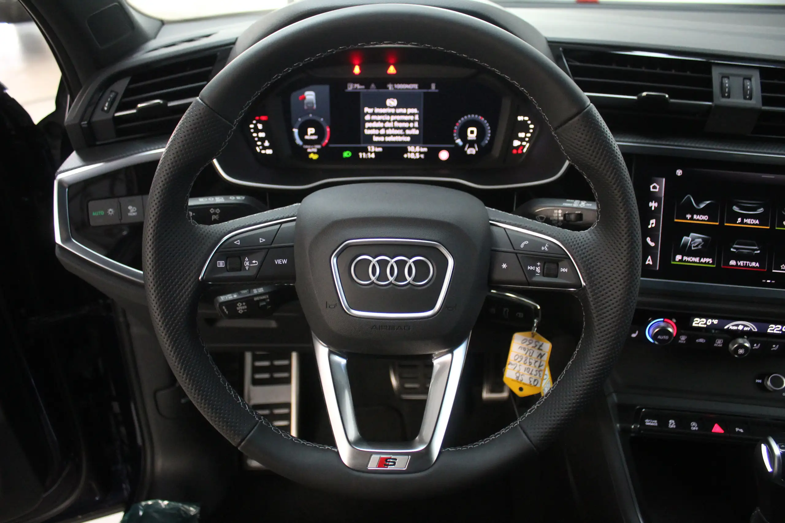 Audi - Q3