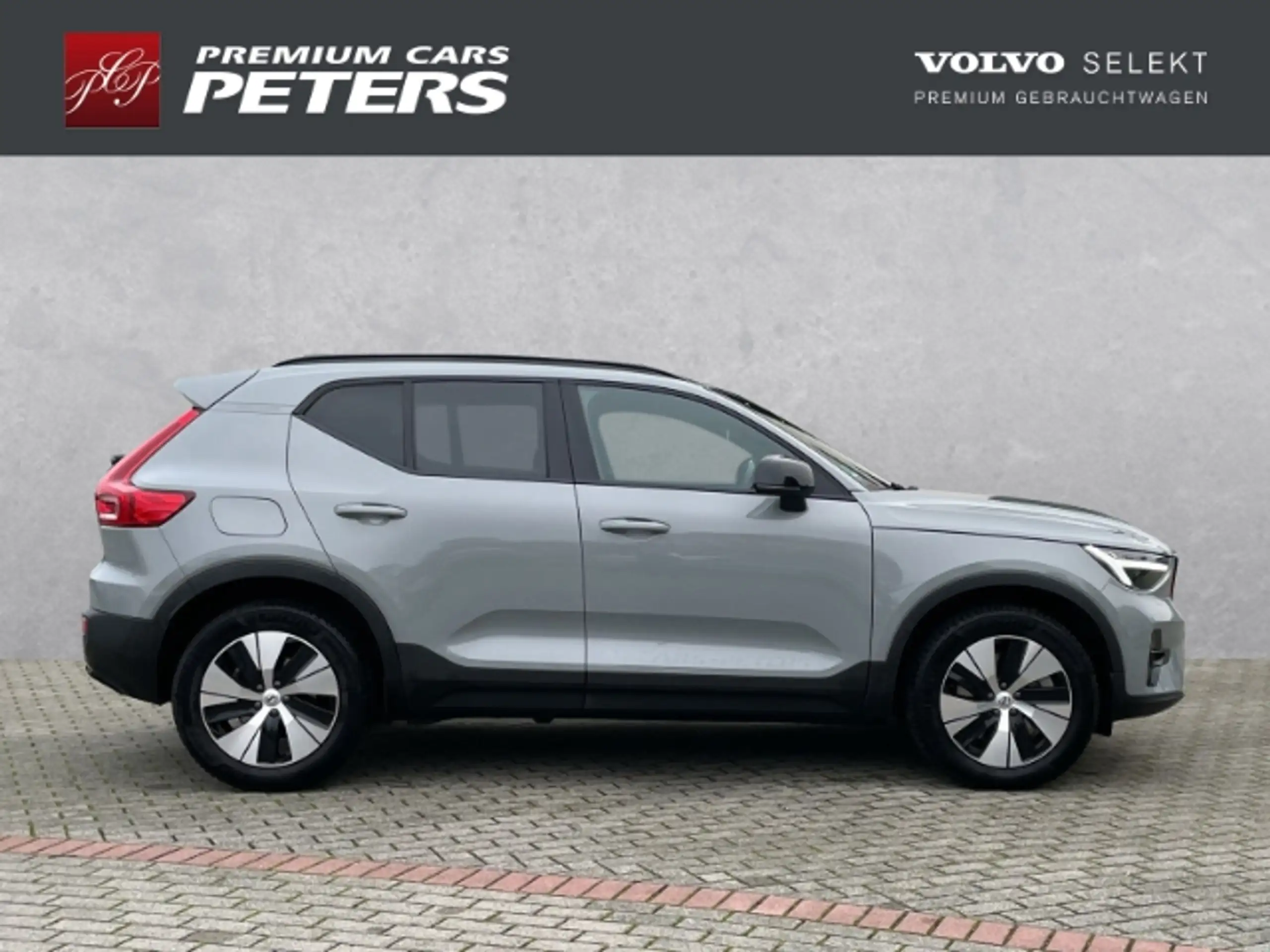 Volvo - XC40