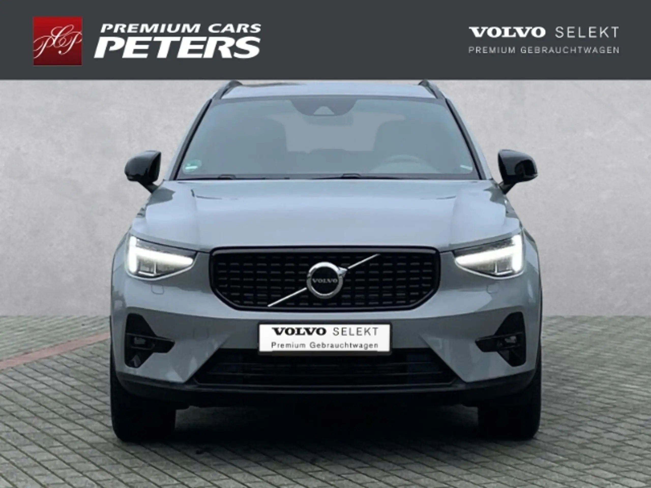 Volvo - XC40