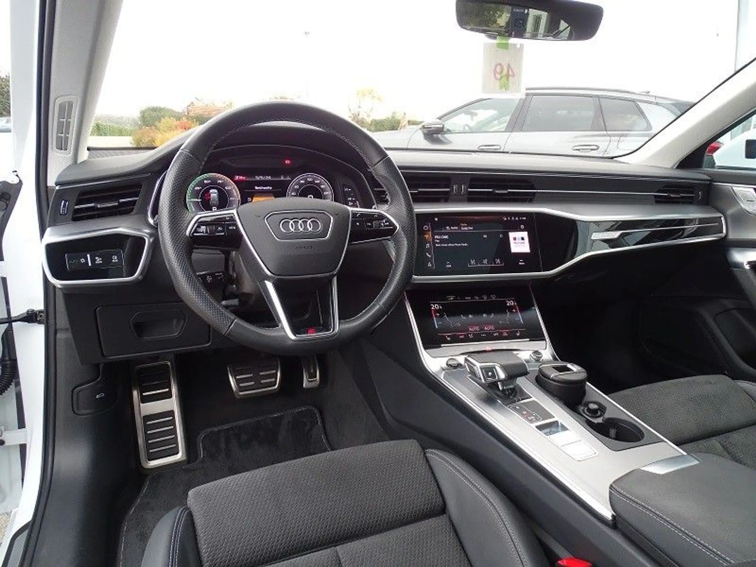 Audi - A6