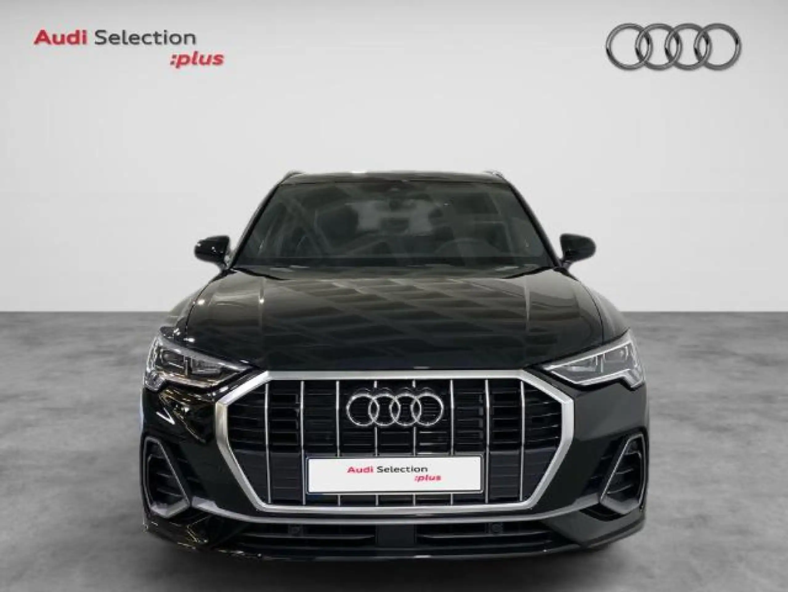 Audi - Q3