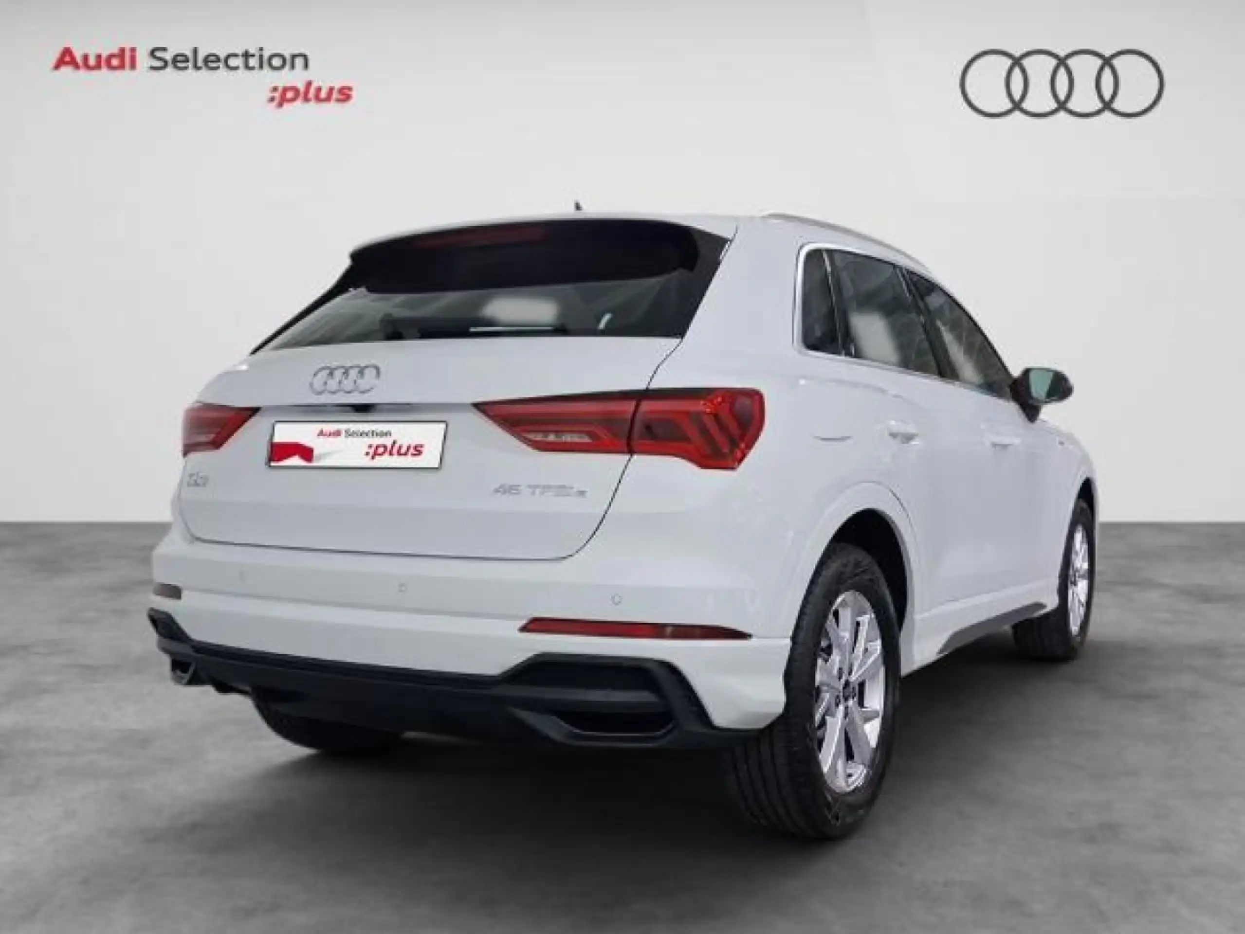 Audi - Q3