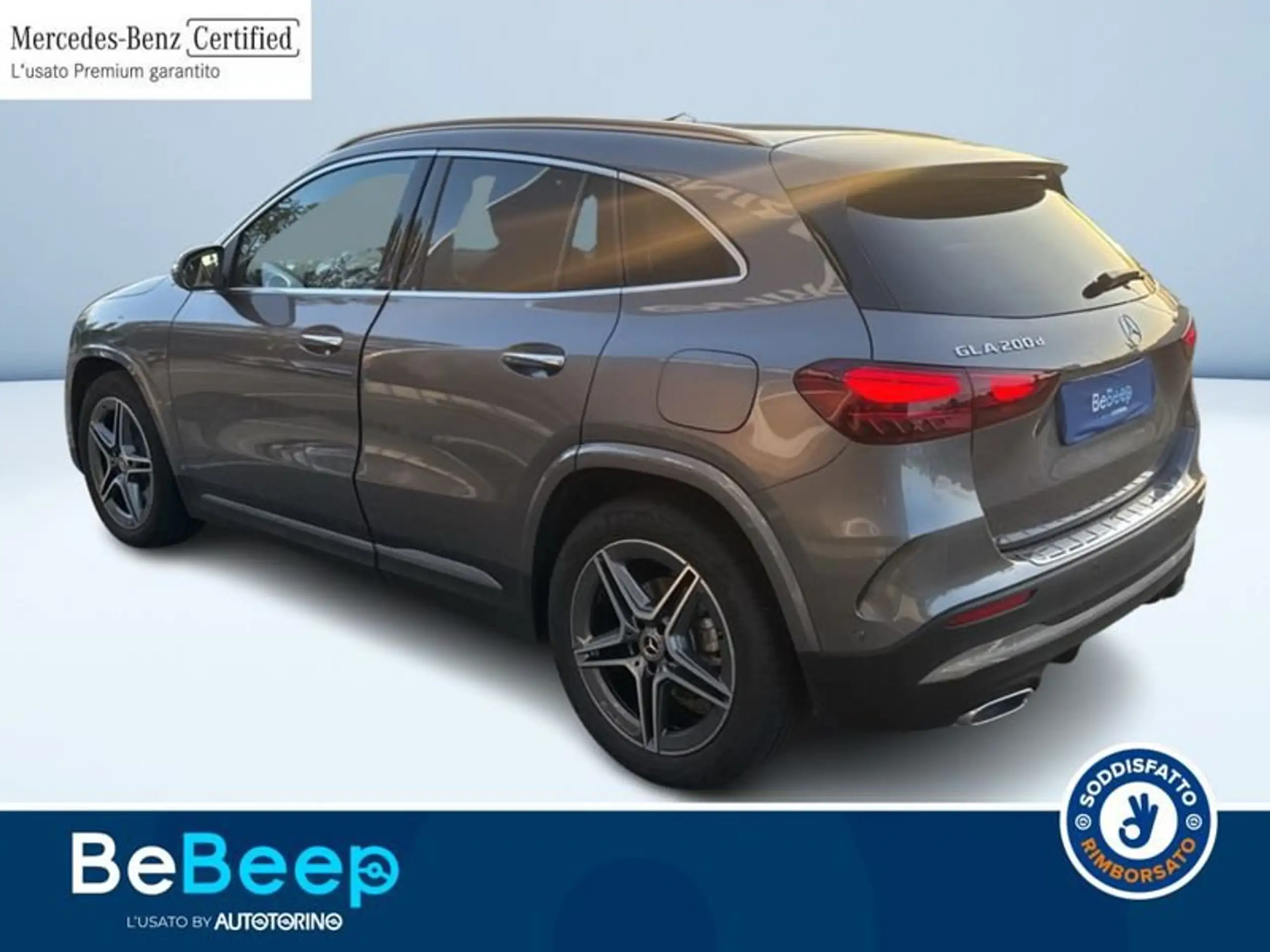 Mercedes-Benz - GLA 200