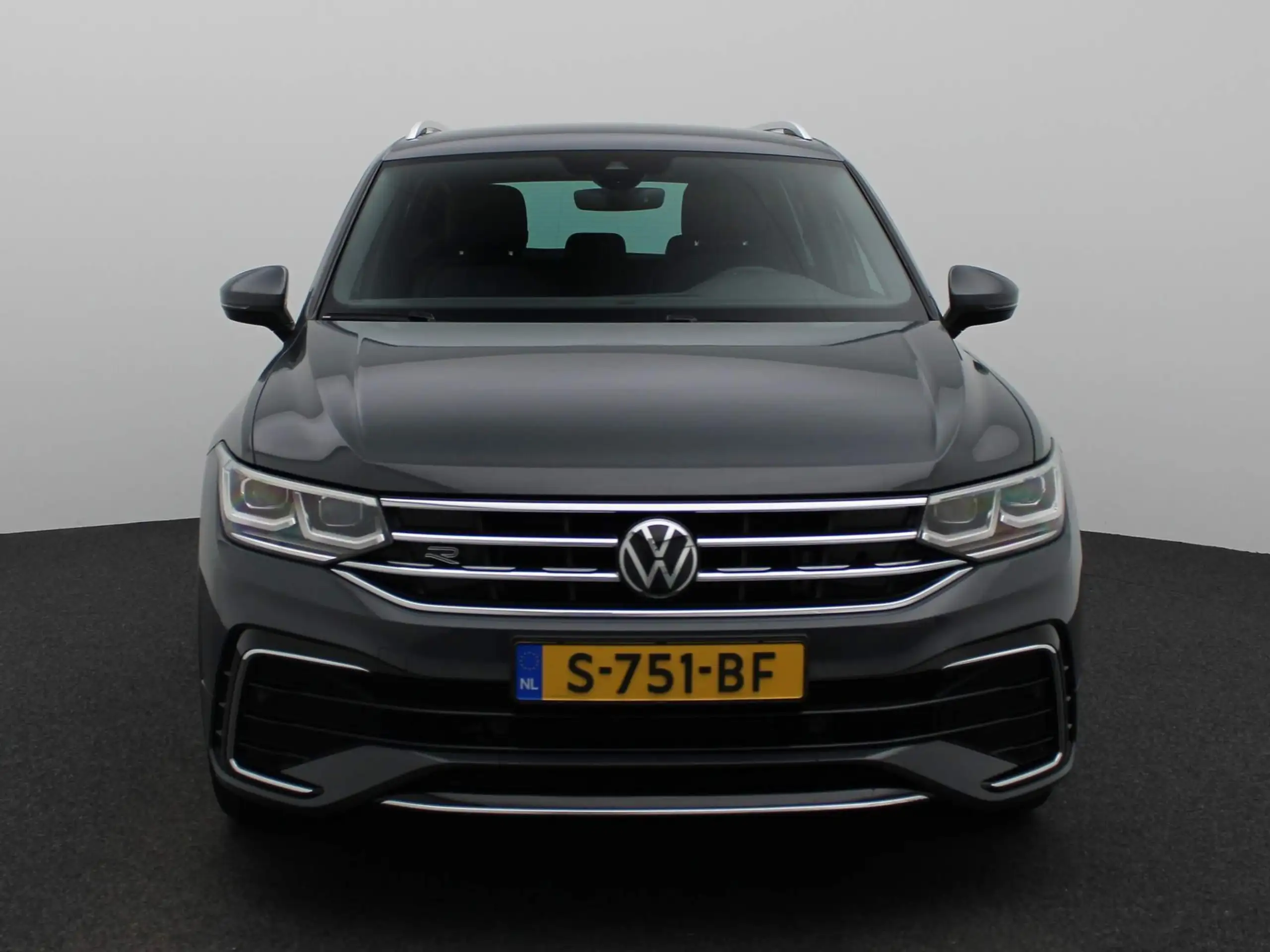 Volkswagen - Tiguan