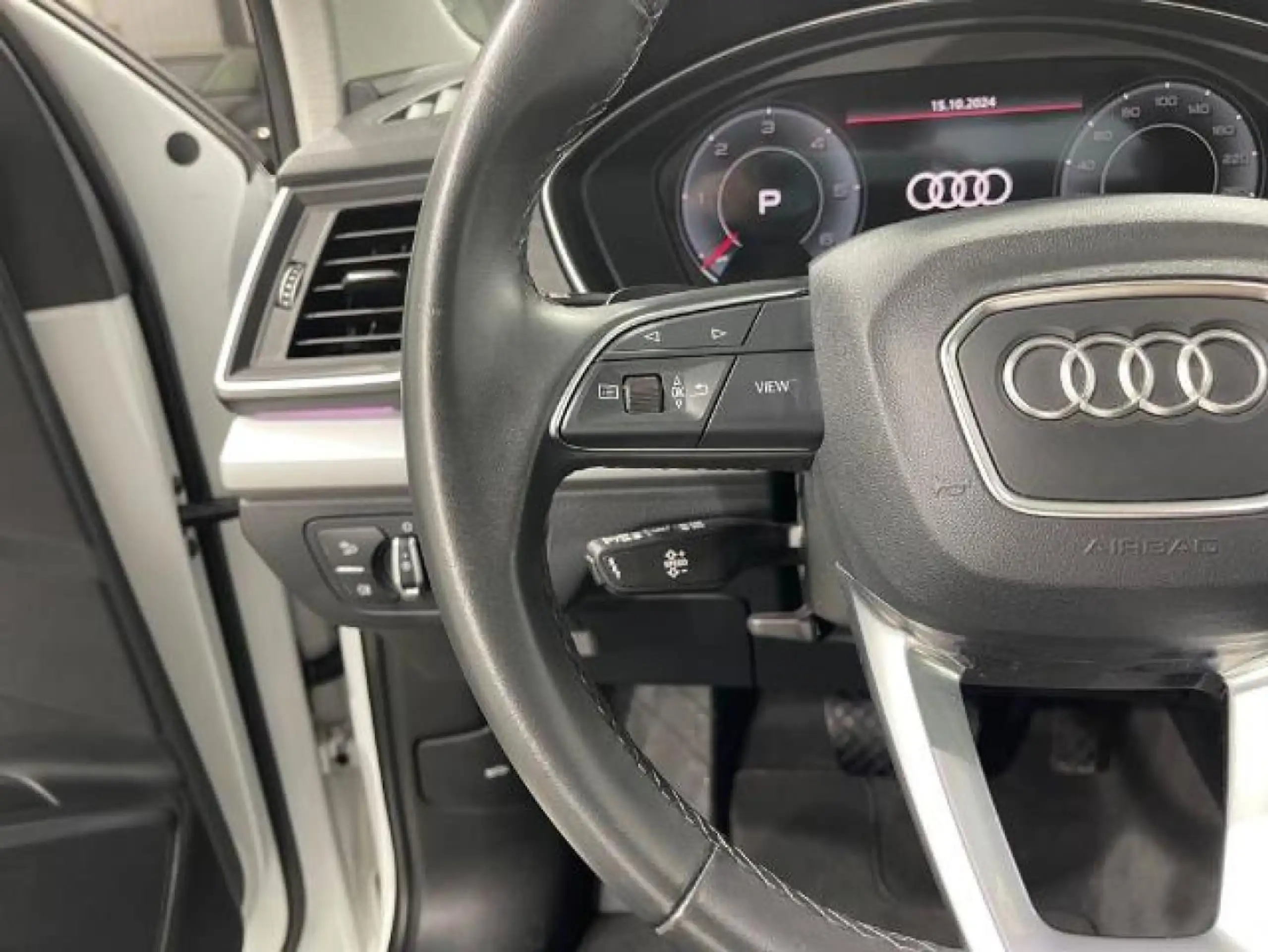 Audi - Q5